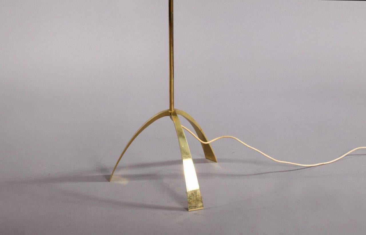 Floorlamp,
J.T.Kalmar,
Vienna, 1960.
Brass base,
four E 27 bulb sockets.