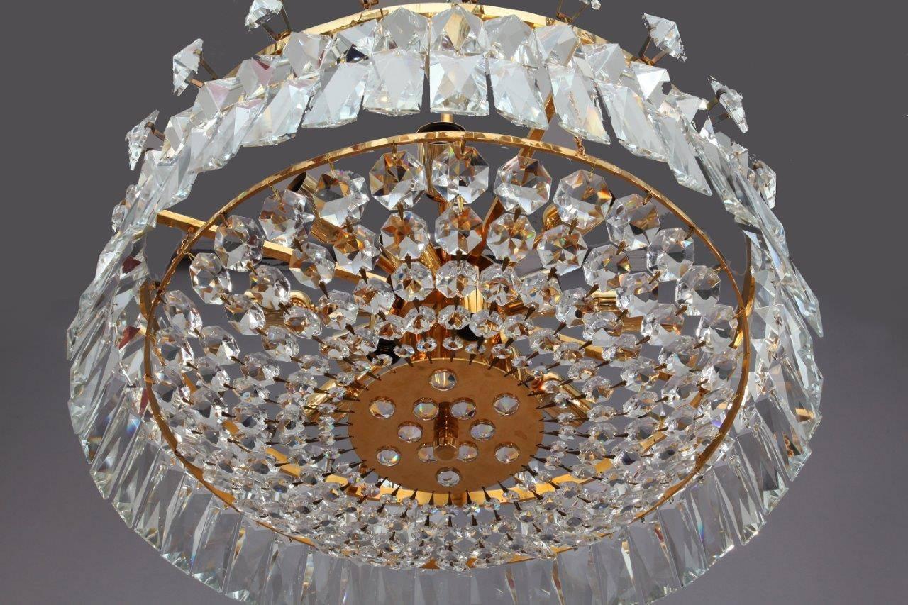 Austrian Huge Spectacular Crystal Glass Chandelier Oswald Haerdtl, Lobmeyer, Vienna, 1972