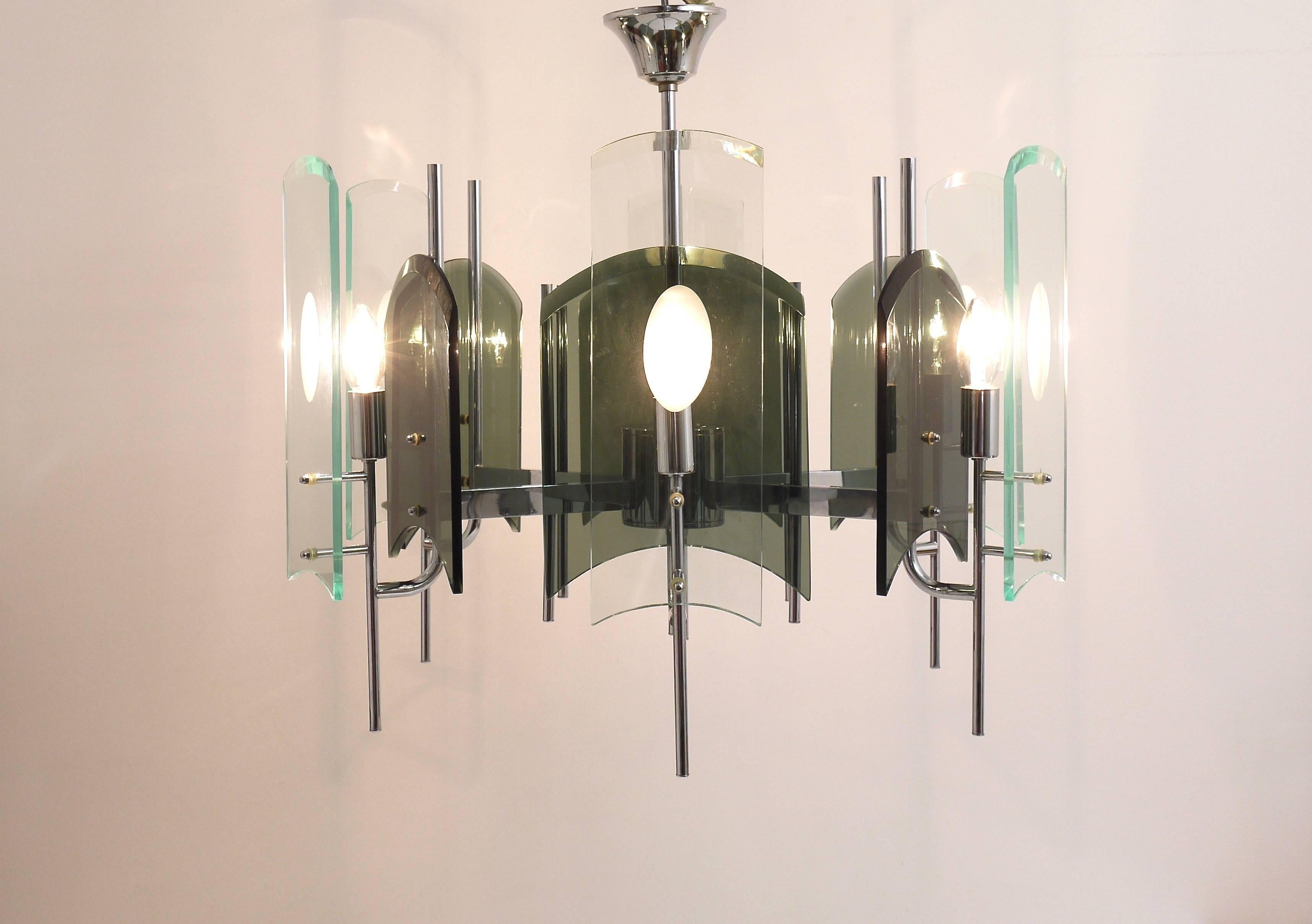Fontana Arte Style Huge Mid-Century Glass Chandelier, Italy, 1960s For Sale 1