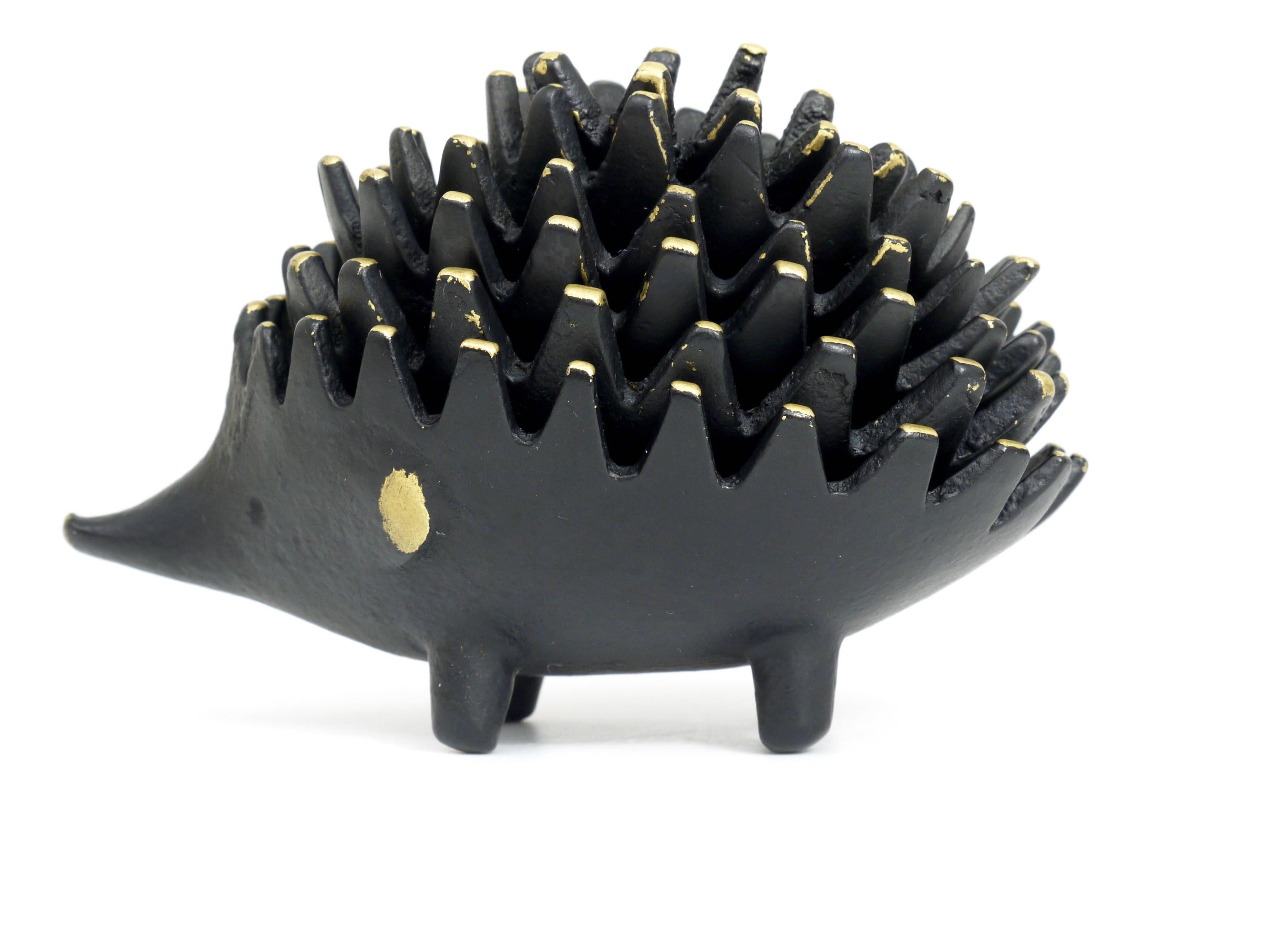 Walter Bosse Hedgehog Stackable Ashtrays, Hertha Baller, Austria, 1950s In Excellent Condition In Vienna, AT