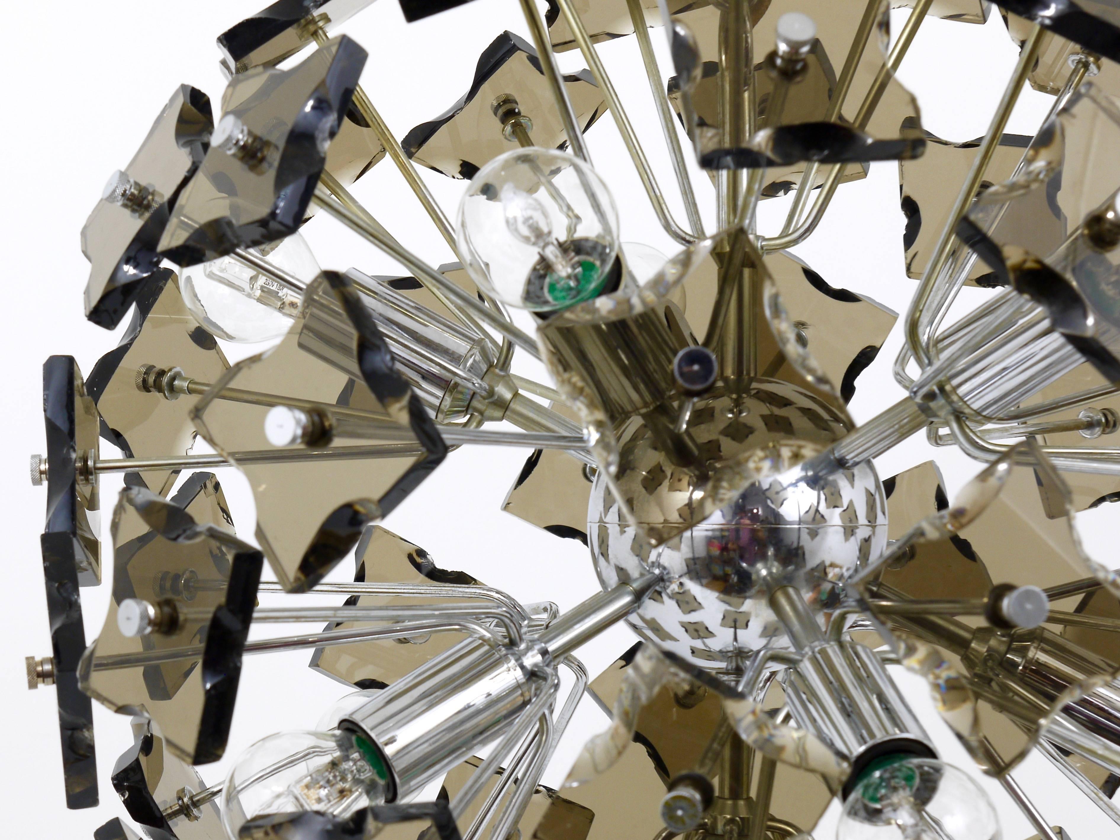 Fontana Arte Sputnik Cut Glass Dandelion Mid-Century Chandelier, Italy, 1960s For Sale 1