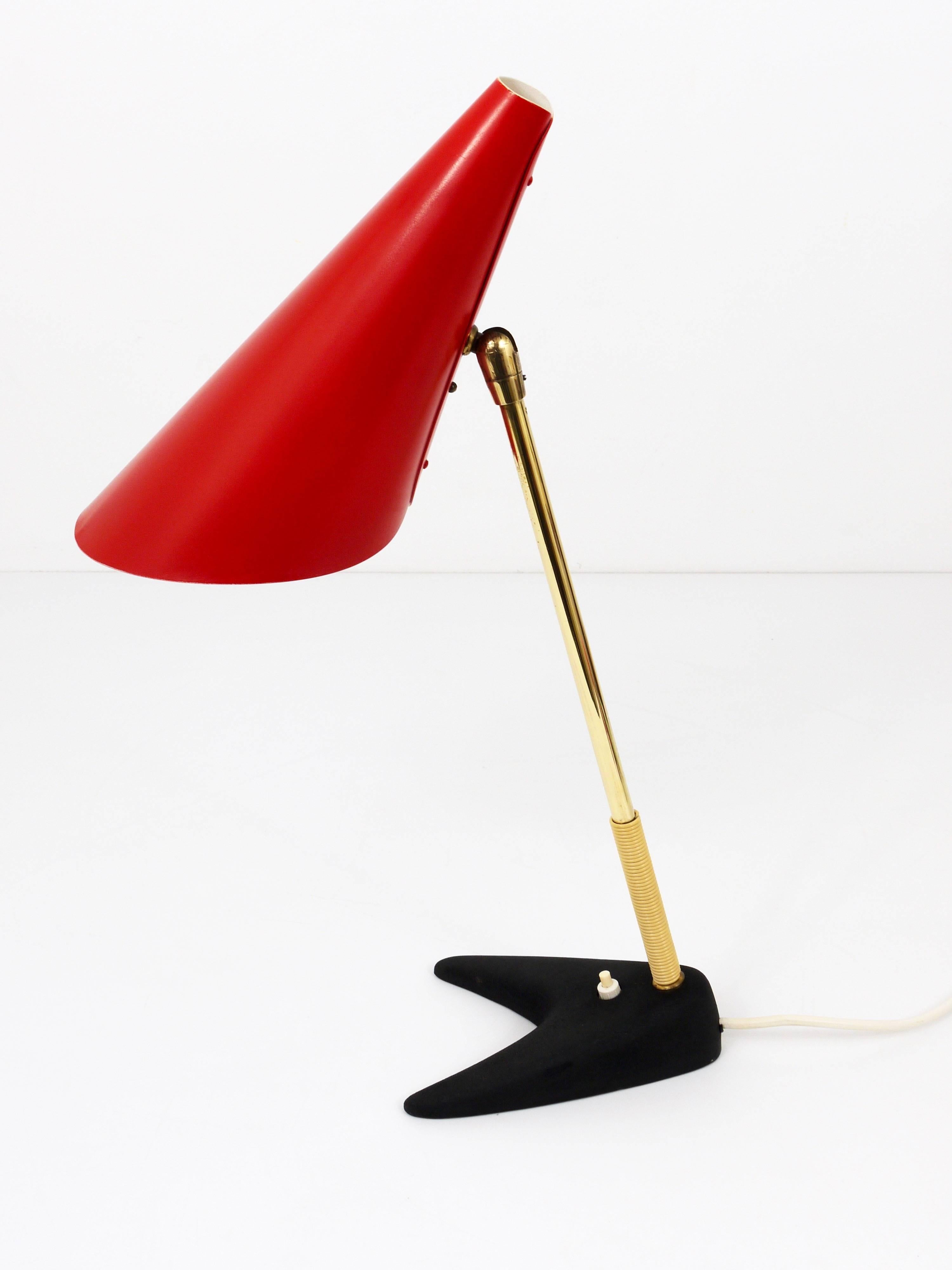 20th Century J.T. Kalmar Red Brass Midcentury Table Lamp, Model Style, Vienna, Austria, 1950s For Sale