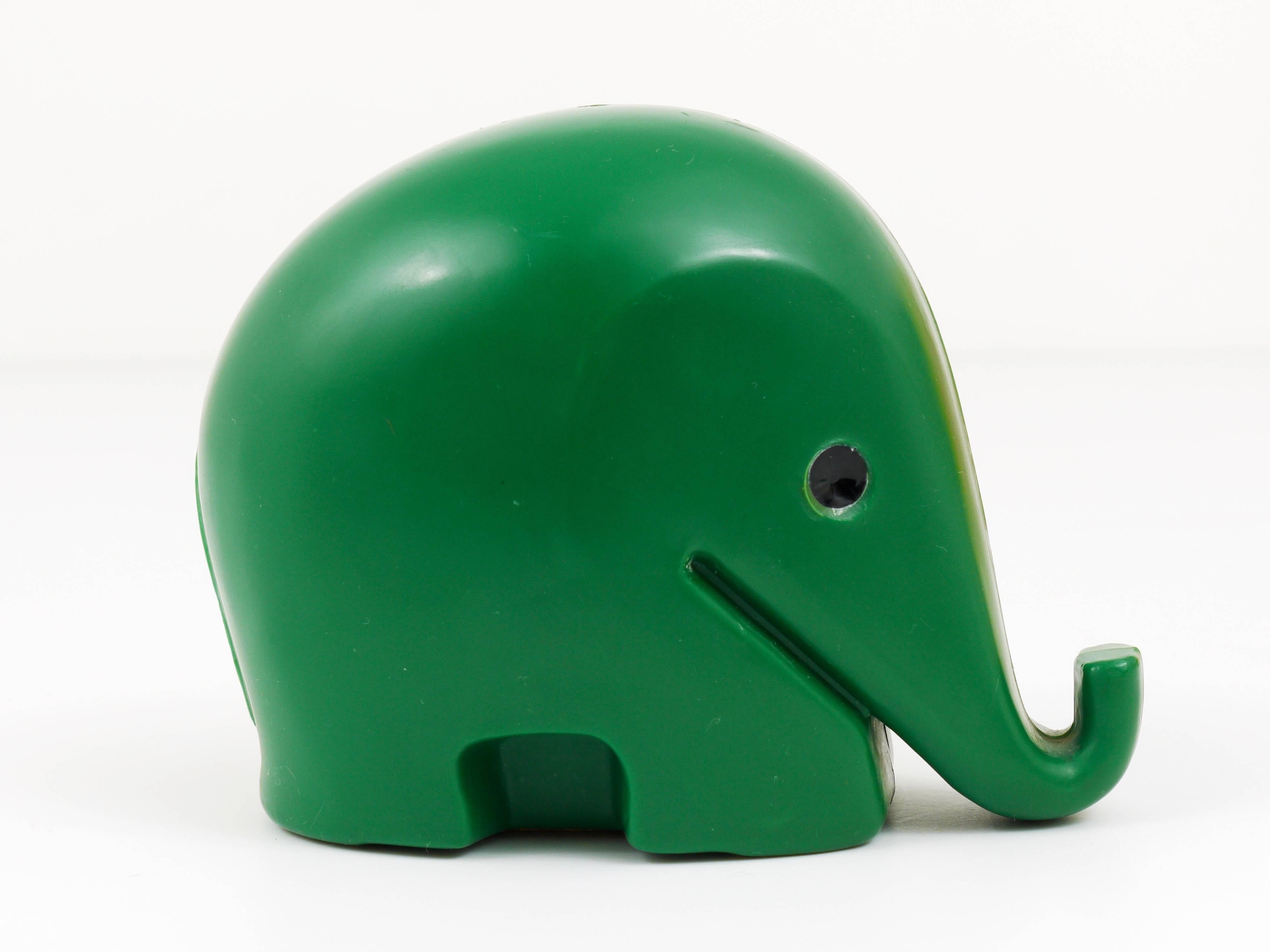  Luigi Colani Drumbo Green Elephant Money Bank for Dresdner Bank, années 1970 Bon état - En vente à Vienna, AT