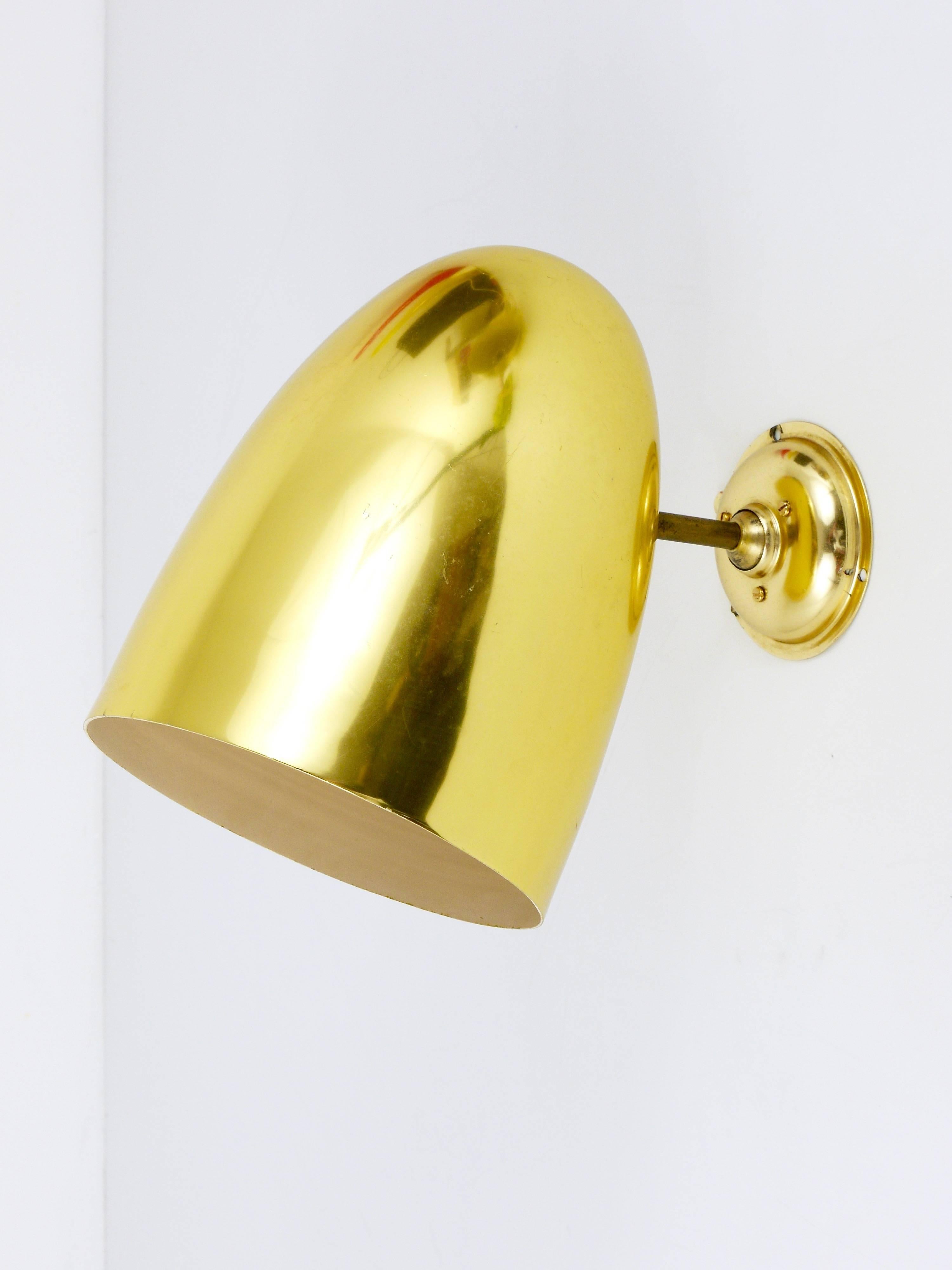 Pair of Golden Modernist Brass Sconces, Italy, 1950s In Good Condition In Vienna, AT