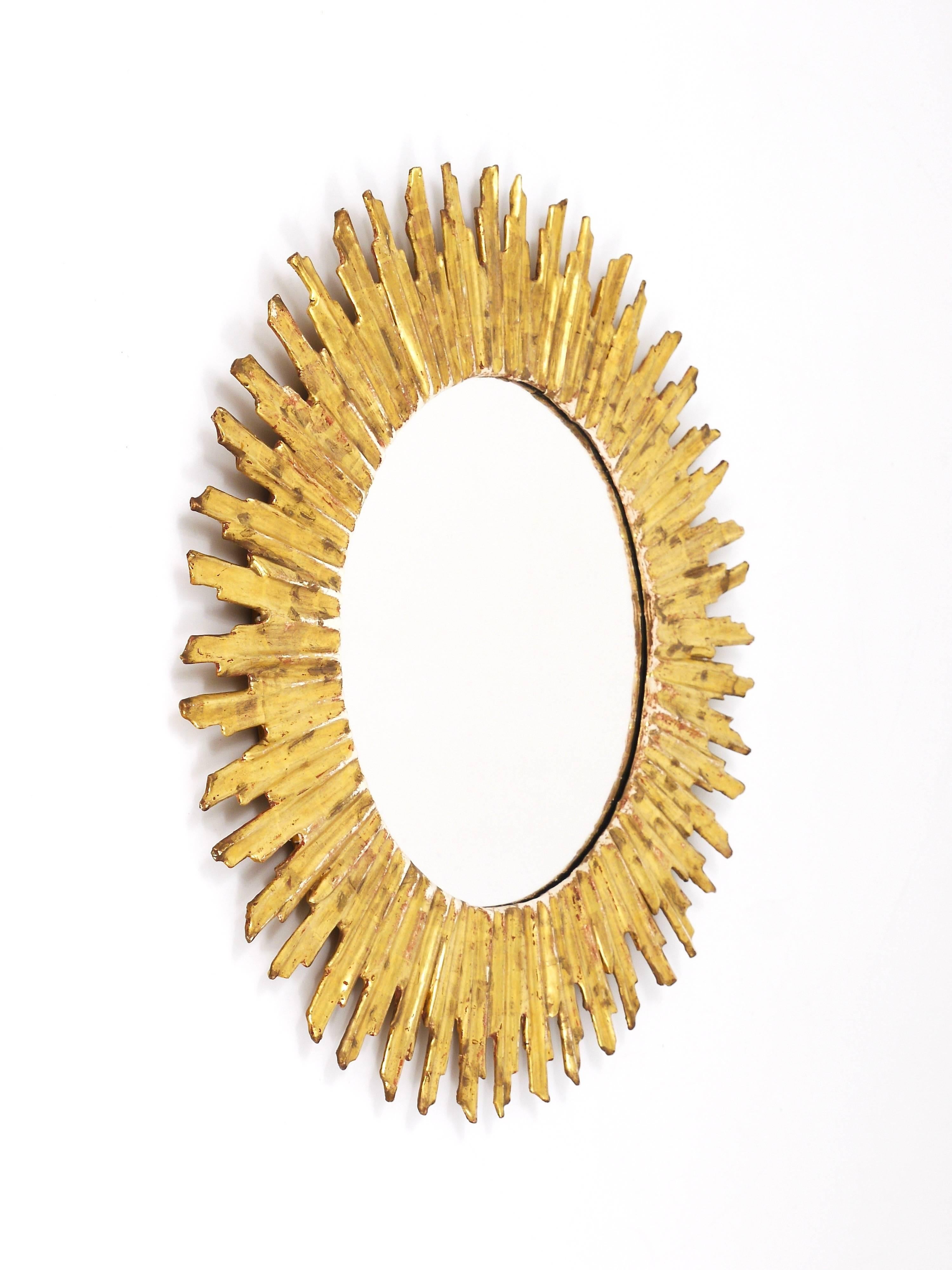 Mid-Century Modern Beautiful Carved Giltwood Sunburst Mirror, France, 1950s