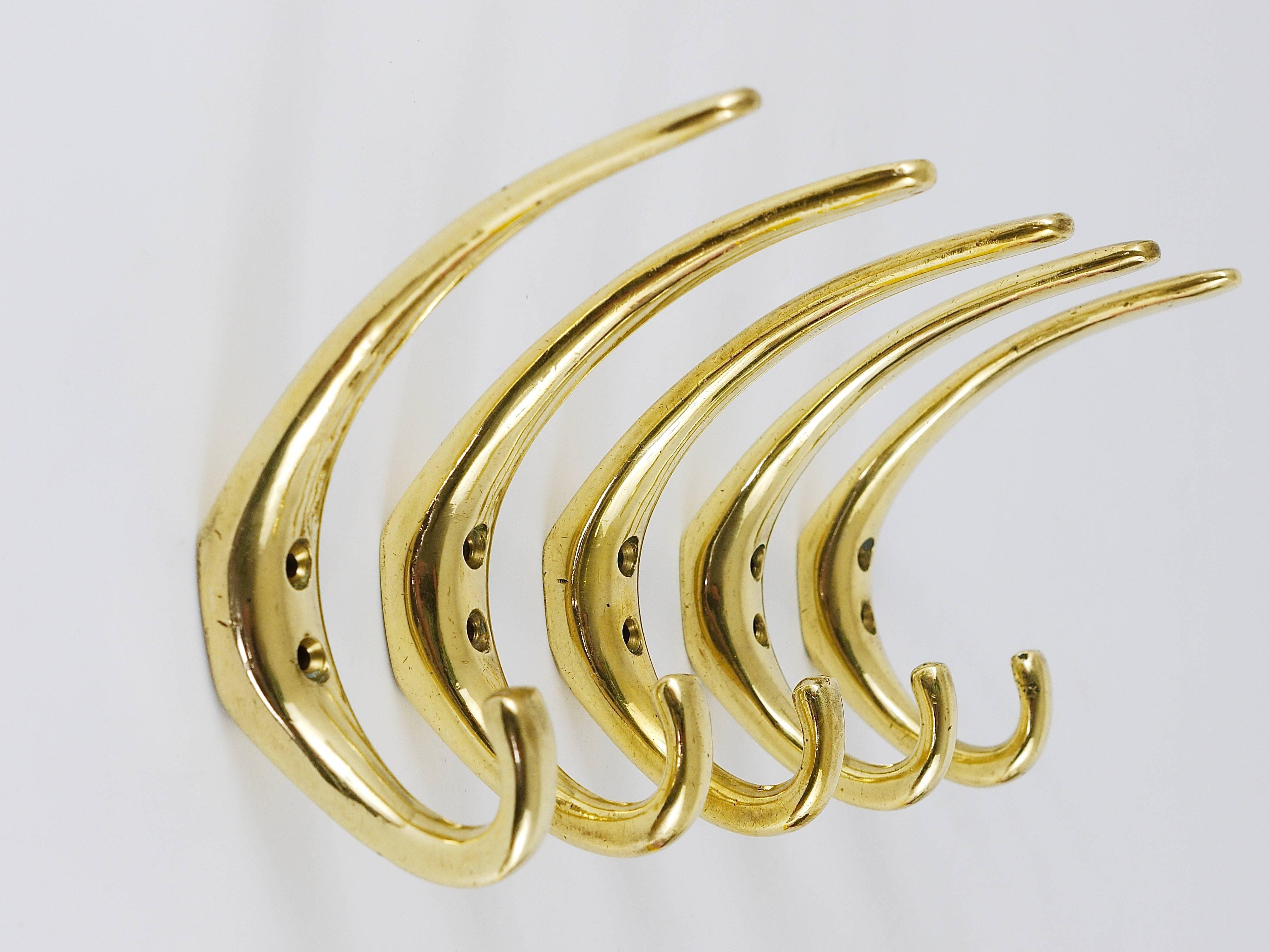 Five Hand-Crafted Modernist Brass Wall Hooks, Austria, 1950s In Excellent Condition In Vienna, AT