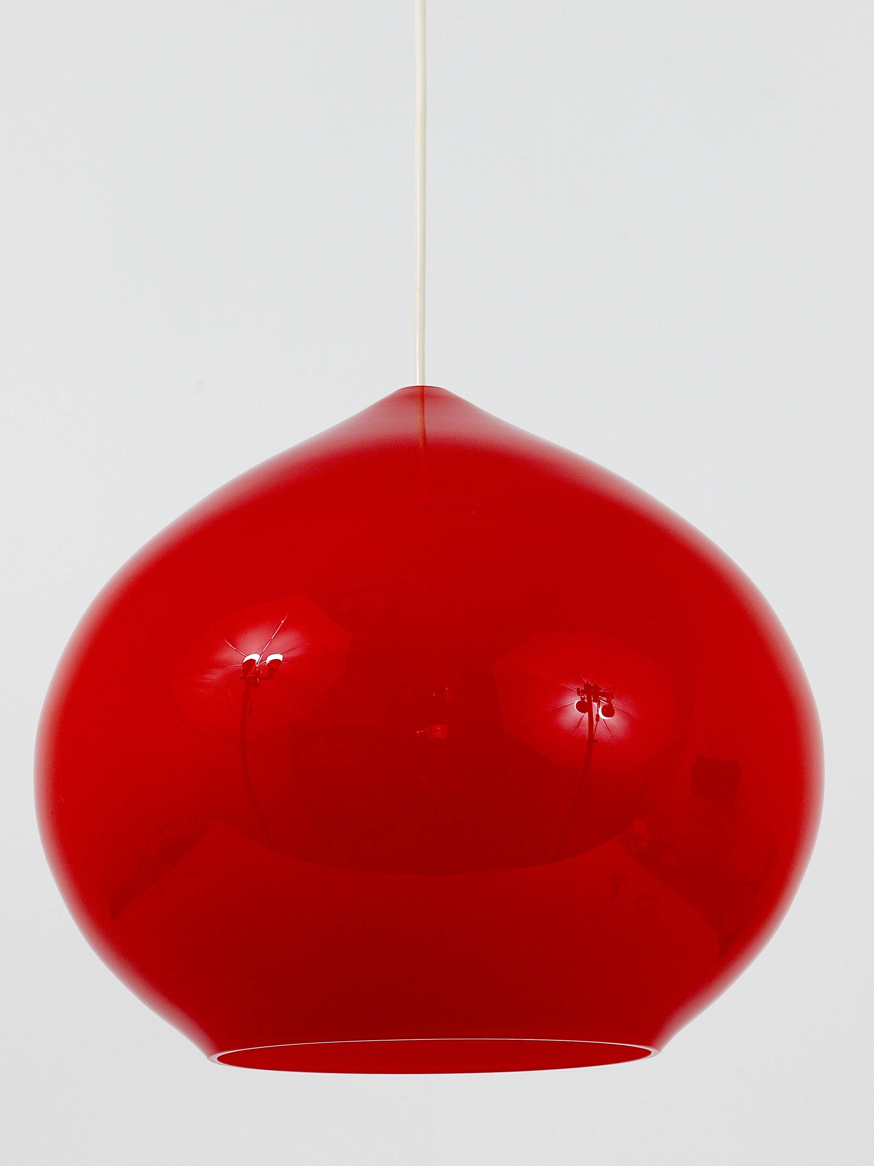 Italian Large Red Glass Pendant Lamp by Alessandro Pianon, Gino Vistosi, Italy, 1950s