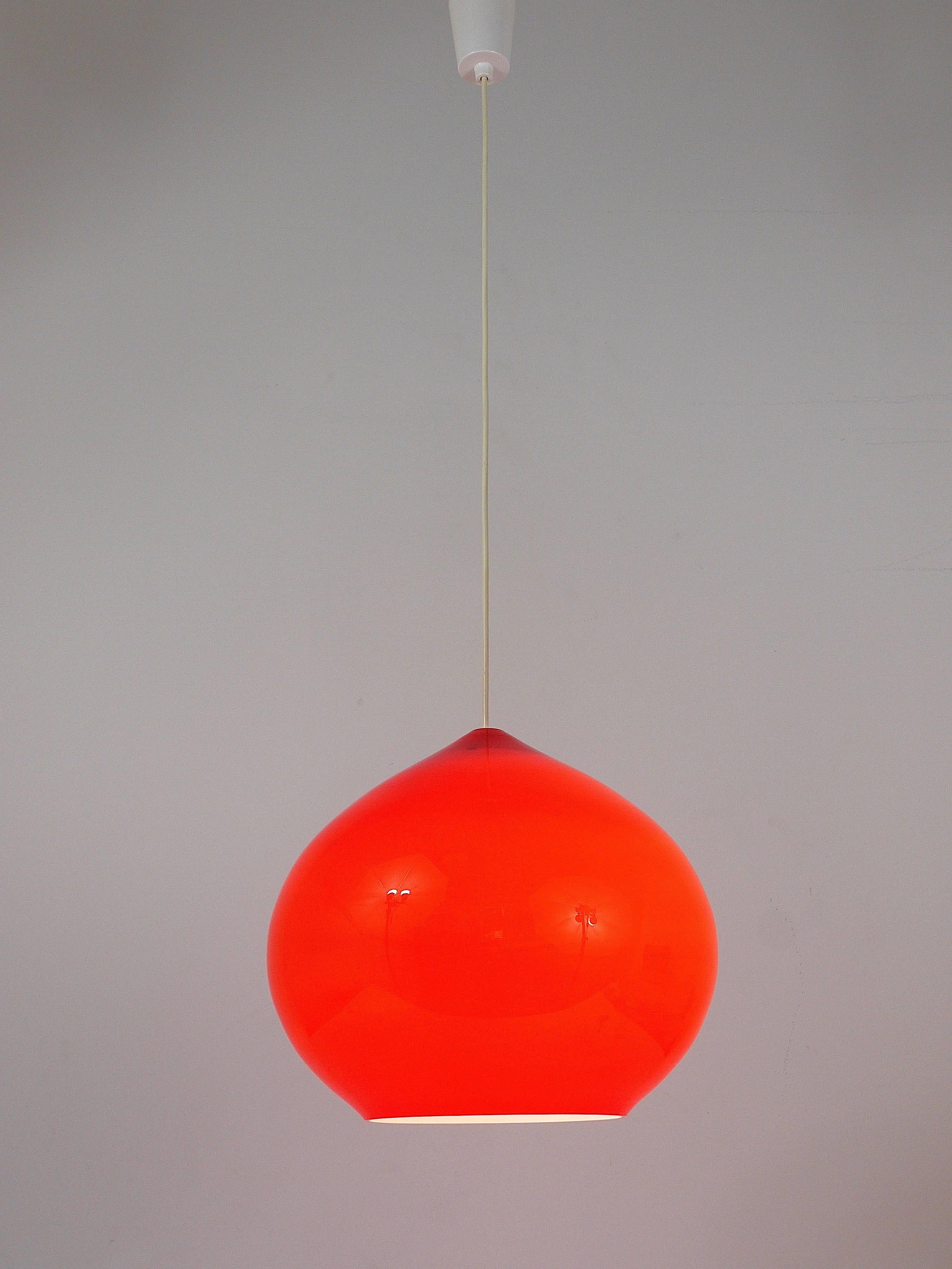 Blown Glass Large Red Glass Pendant Lamp by Alessandro Pianon, Gino Vistosi, Italy, 1950s