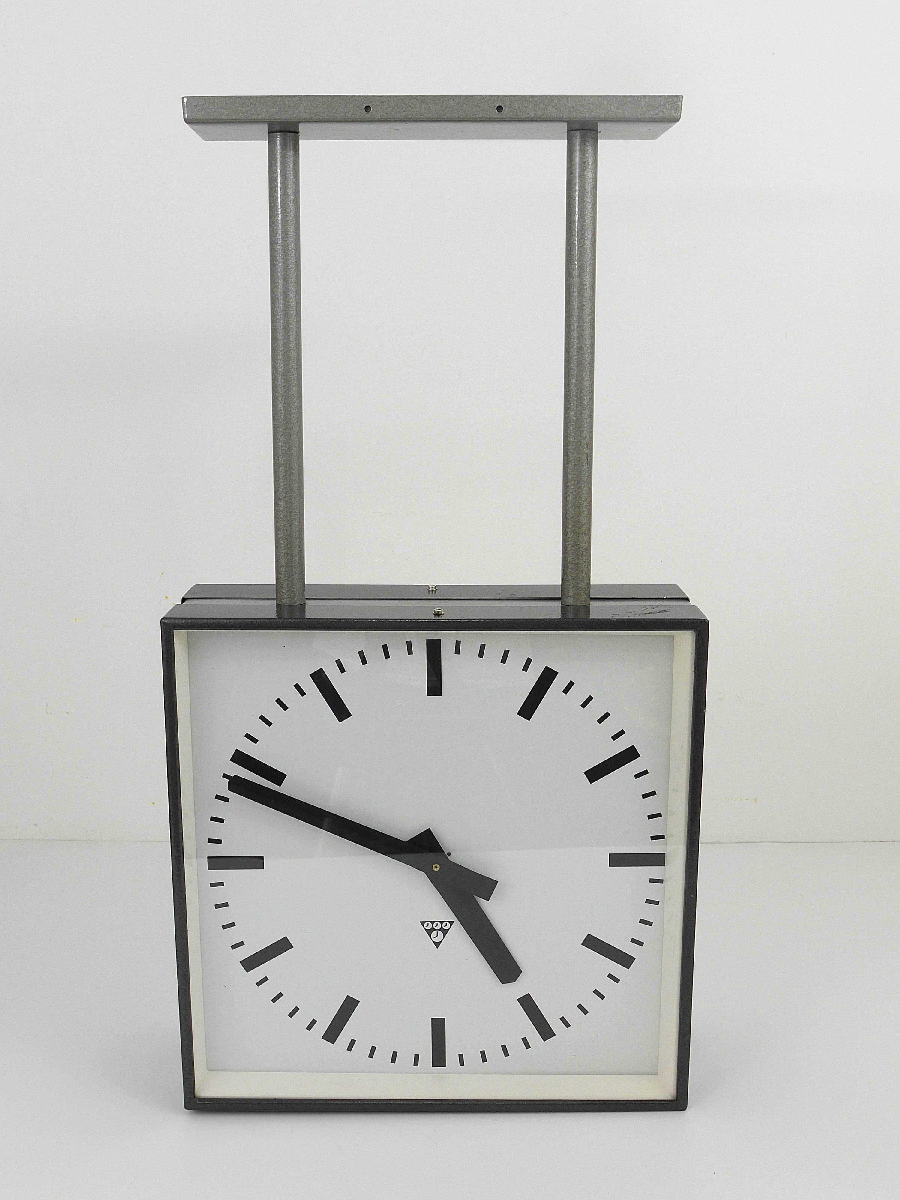 Very Big Double Sided Industrial, Two-Face Train Station Clock In Excellent Condition In Vienna, AT