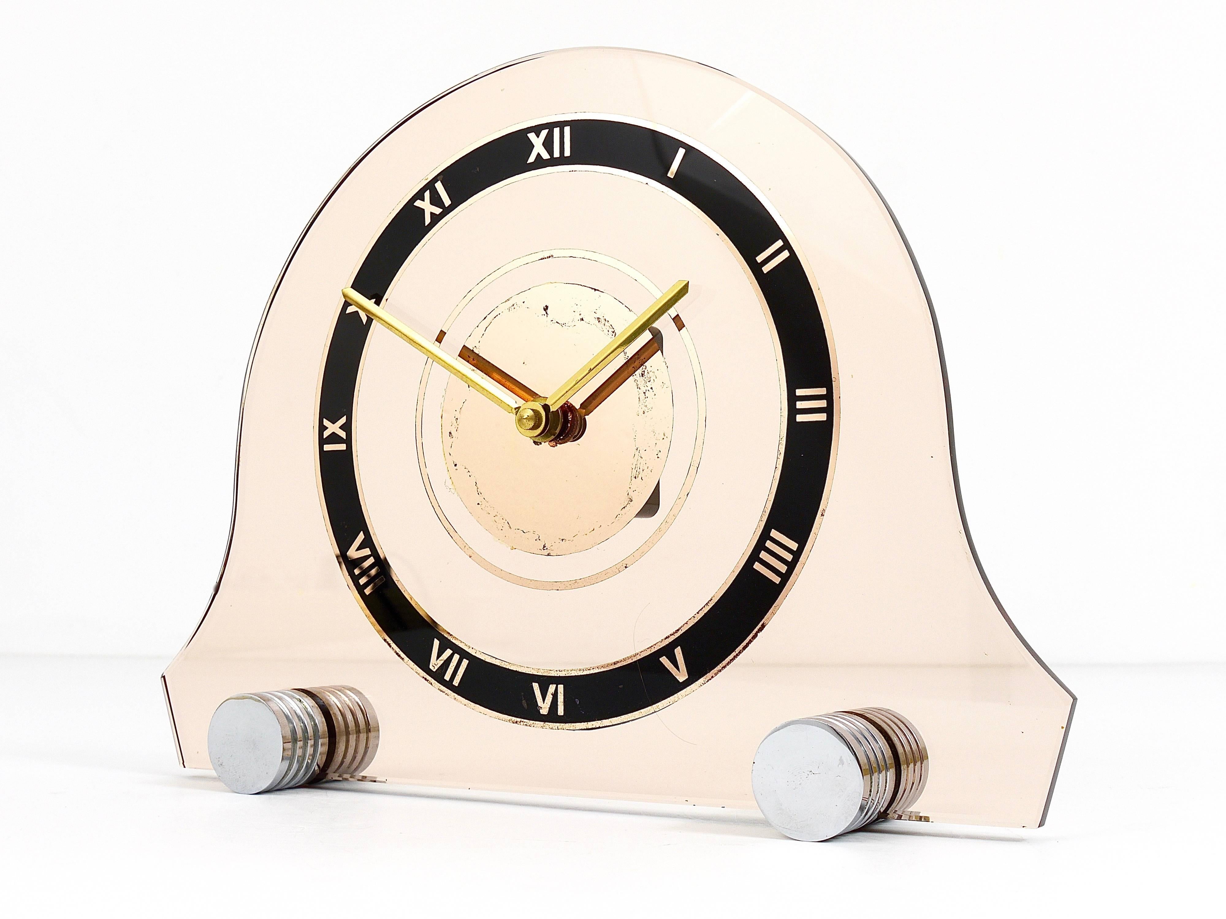 Beautiful Art Deco Rosé Glass Mantel Clock, Germany, 1930s In Excellent Condition In Vienna, AT