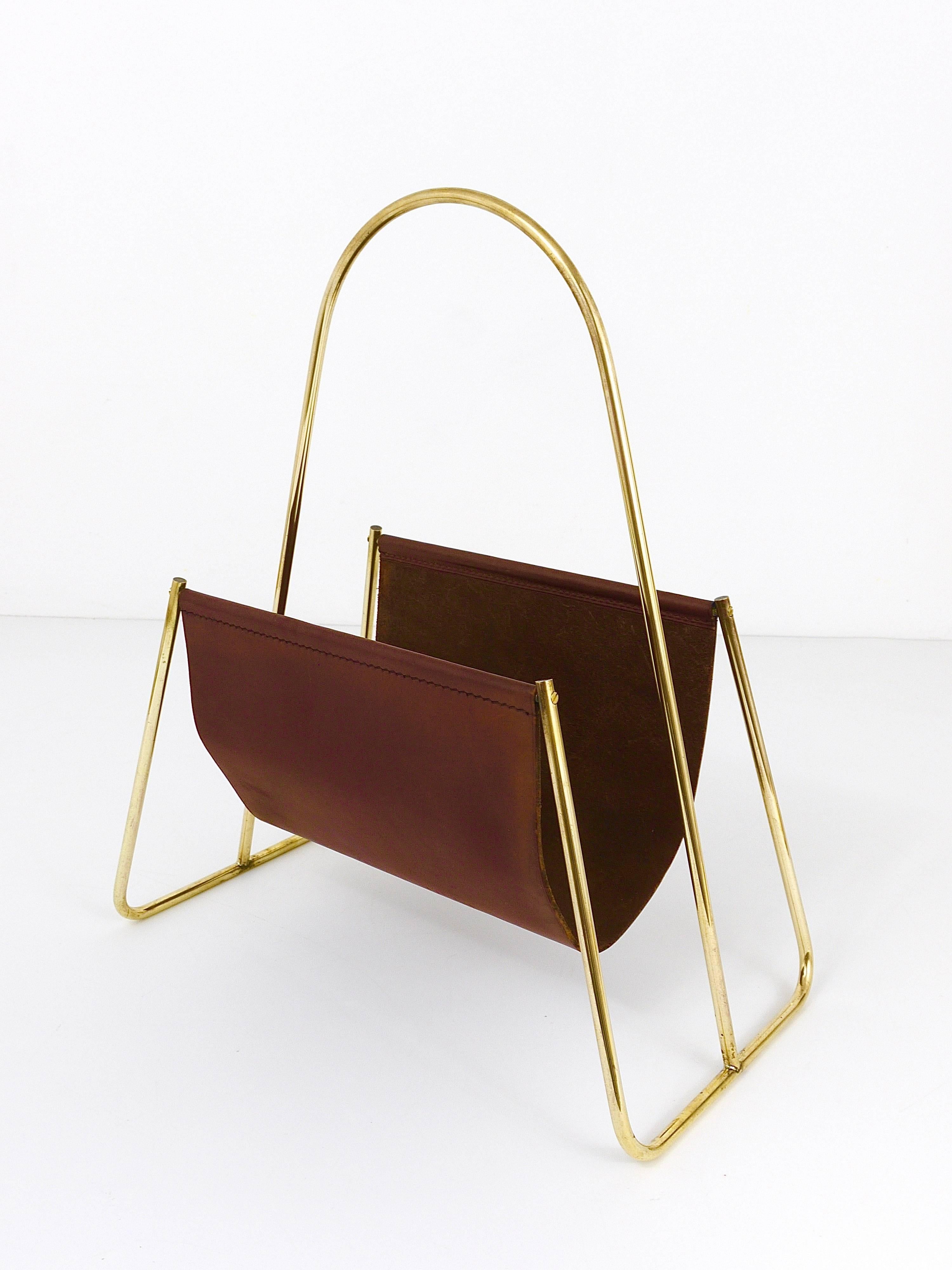 Carl Auböck Mid-Century News Rack, Brass, Brown Leather, Austria, 1950s In Excellent Condition In Vienna, AT