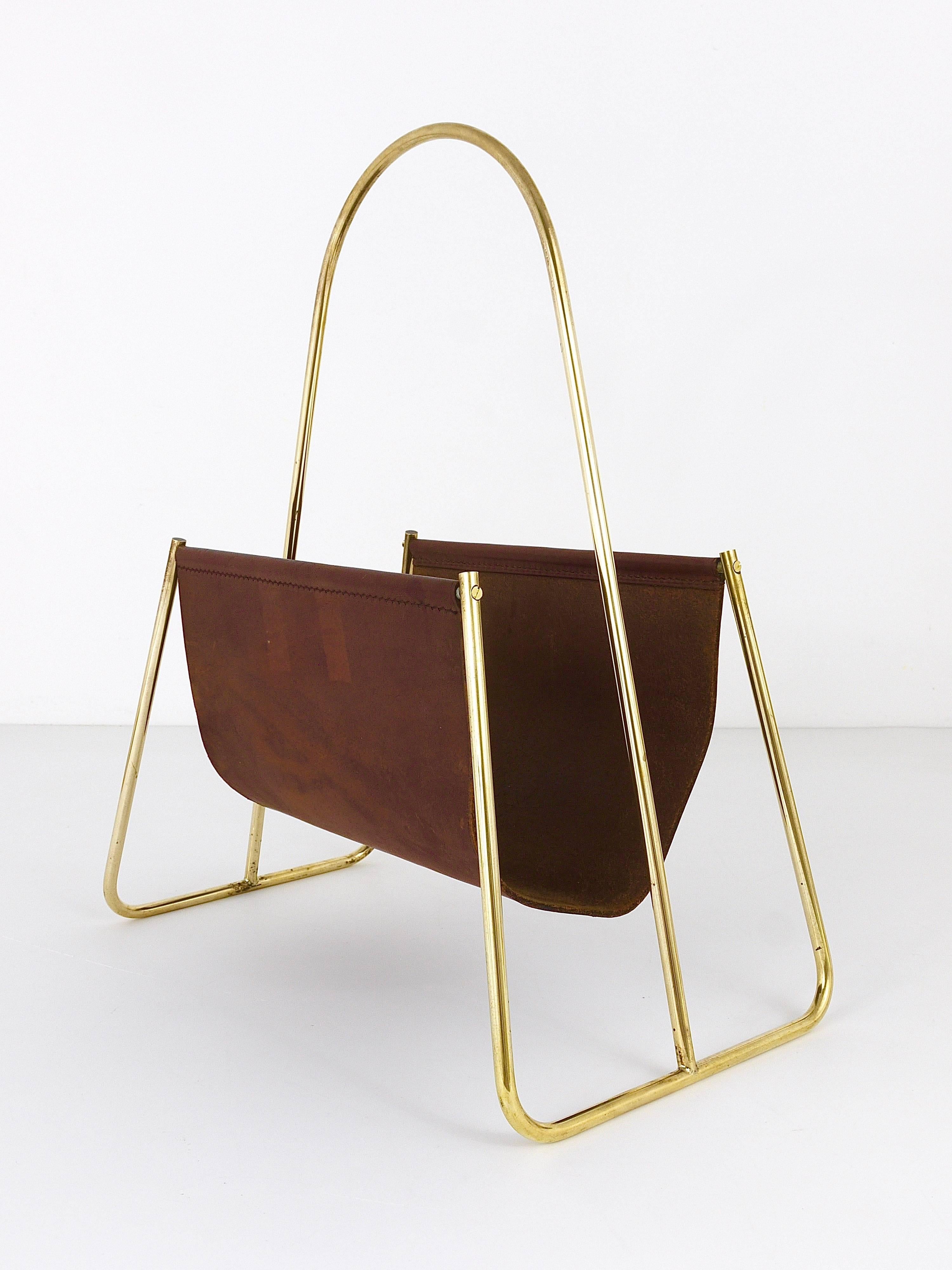 Carl Auböck Mid-Century News Rack, Brass, Brown Leather, Austria, 1950s 1