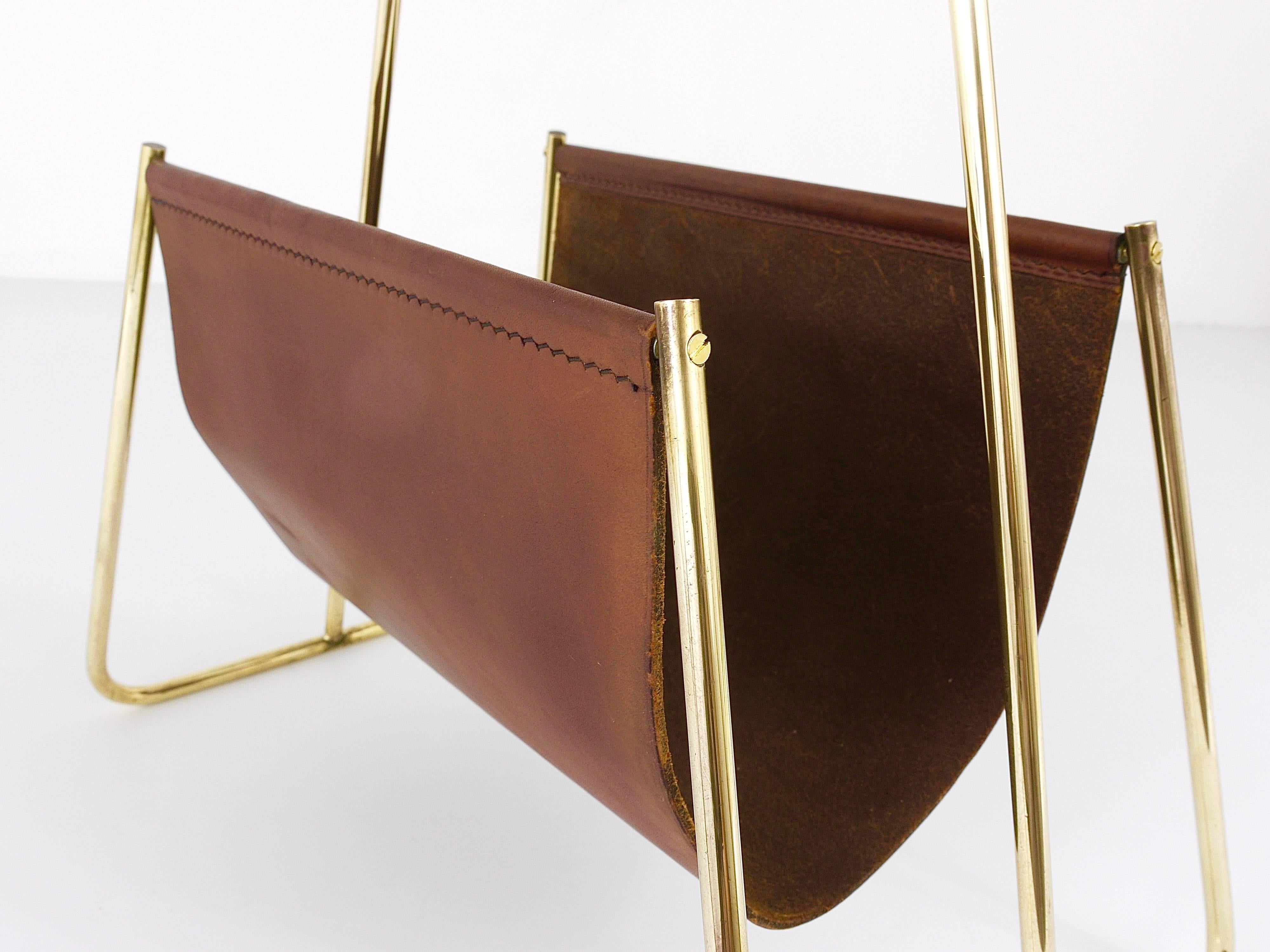 Carl Auböck Mid-Century News Rack, Brass, Brown Leather, Austria, 1950s 4