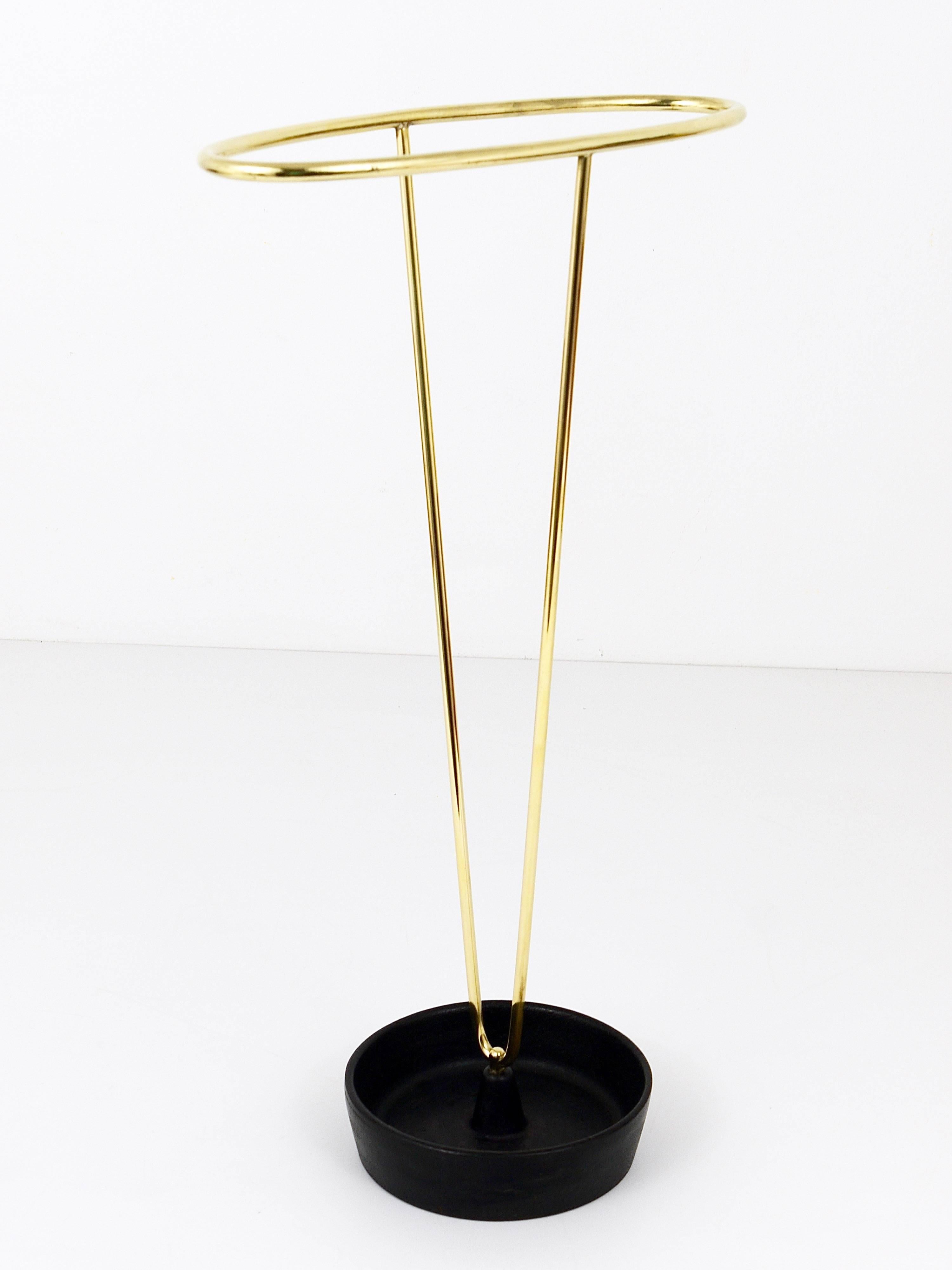 Karl Hagenauer Mid-Century Brass Umbrella Stand, Austria, 1950s In Good Condition For Sale In Vienna, AT