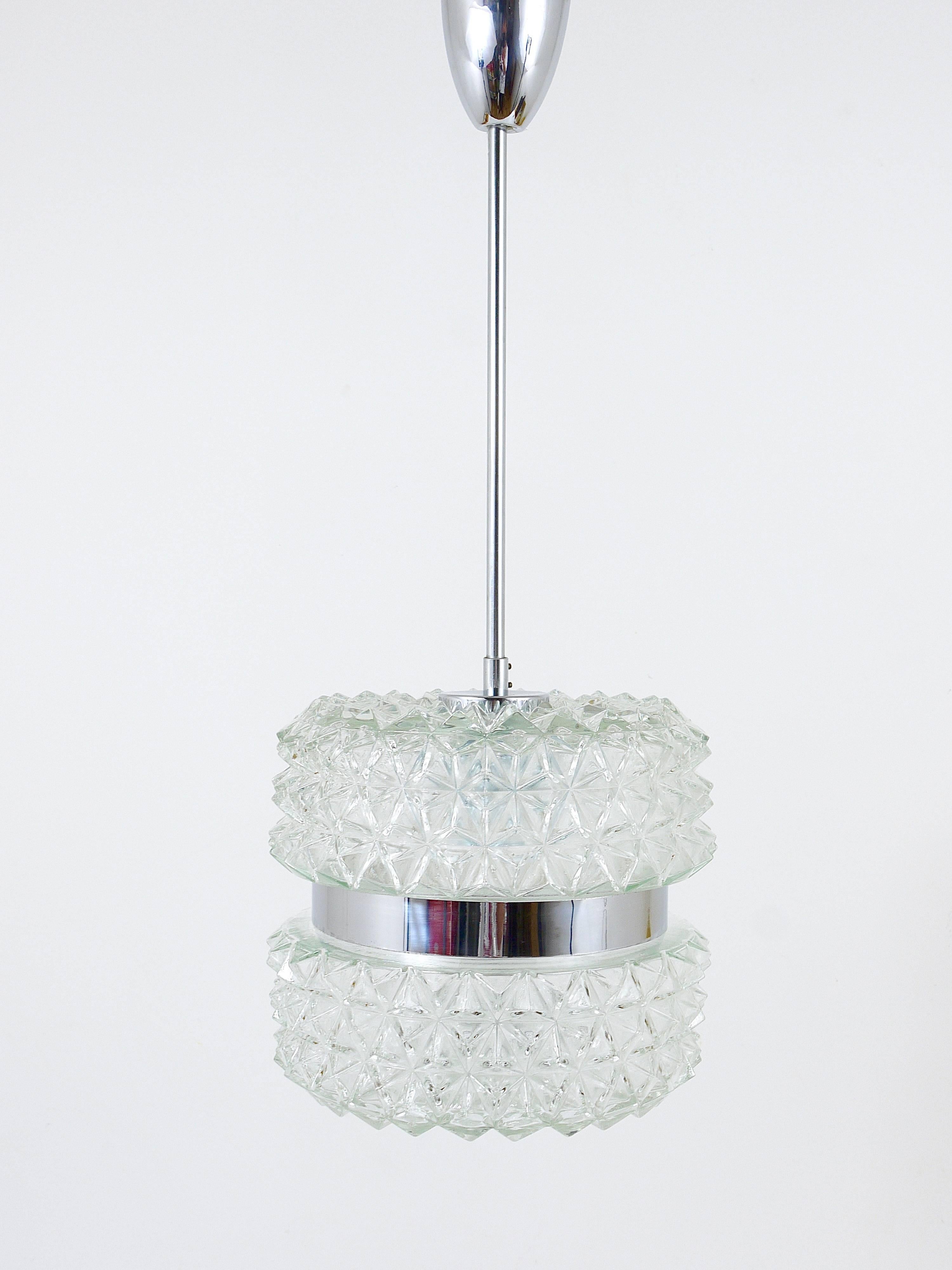Karl Fagerlund Style Chrome and Faceted Glass Pendant Light from the 1960s For Sale 1