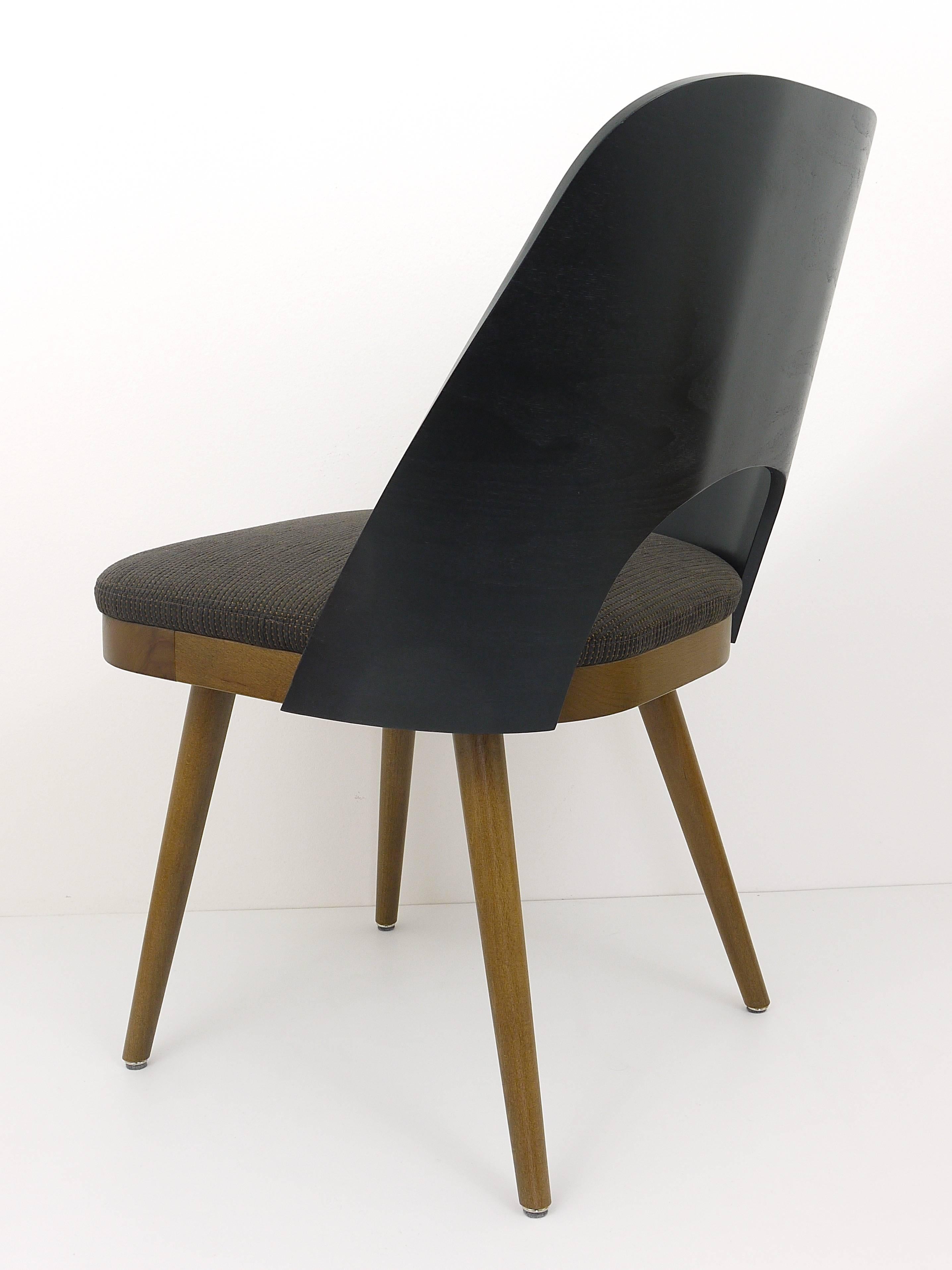 Mid-Century Modern Magnifiques chaises modernistes dans le style d'Oswald Haerdtl, Backhausen, Autriche en vente