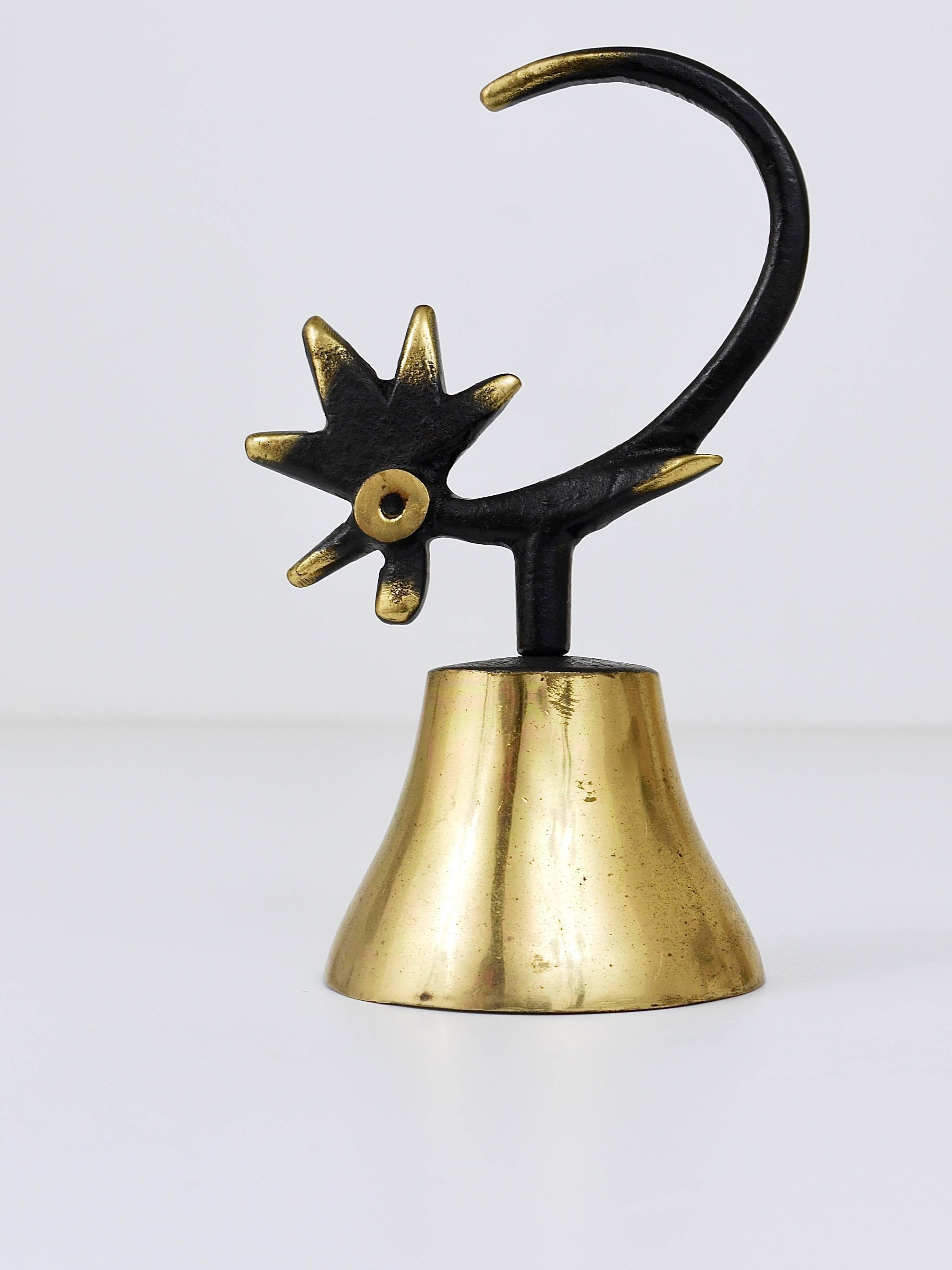 A charming Mid-Century table bell displaying a cock. A very humorous design by Walter Bosse, executed by Hertha Baller Austria in the 1950s. Made of brass, in very good condition.