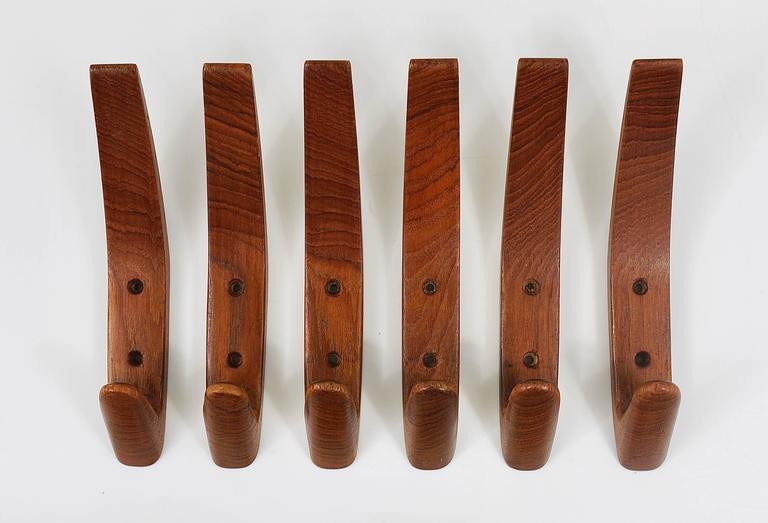 Set Of Six Danish Modern Teak Wall Coat Hooks Denmark 1950s At 1stdibs A Set Of Six Beautiful Mid Century Wall Hooks From The 1950s Teakwood