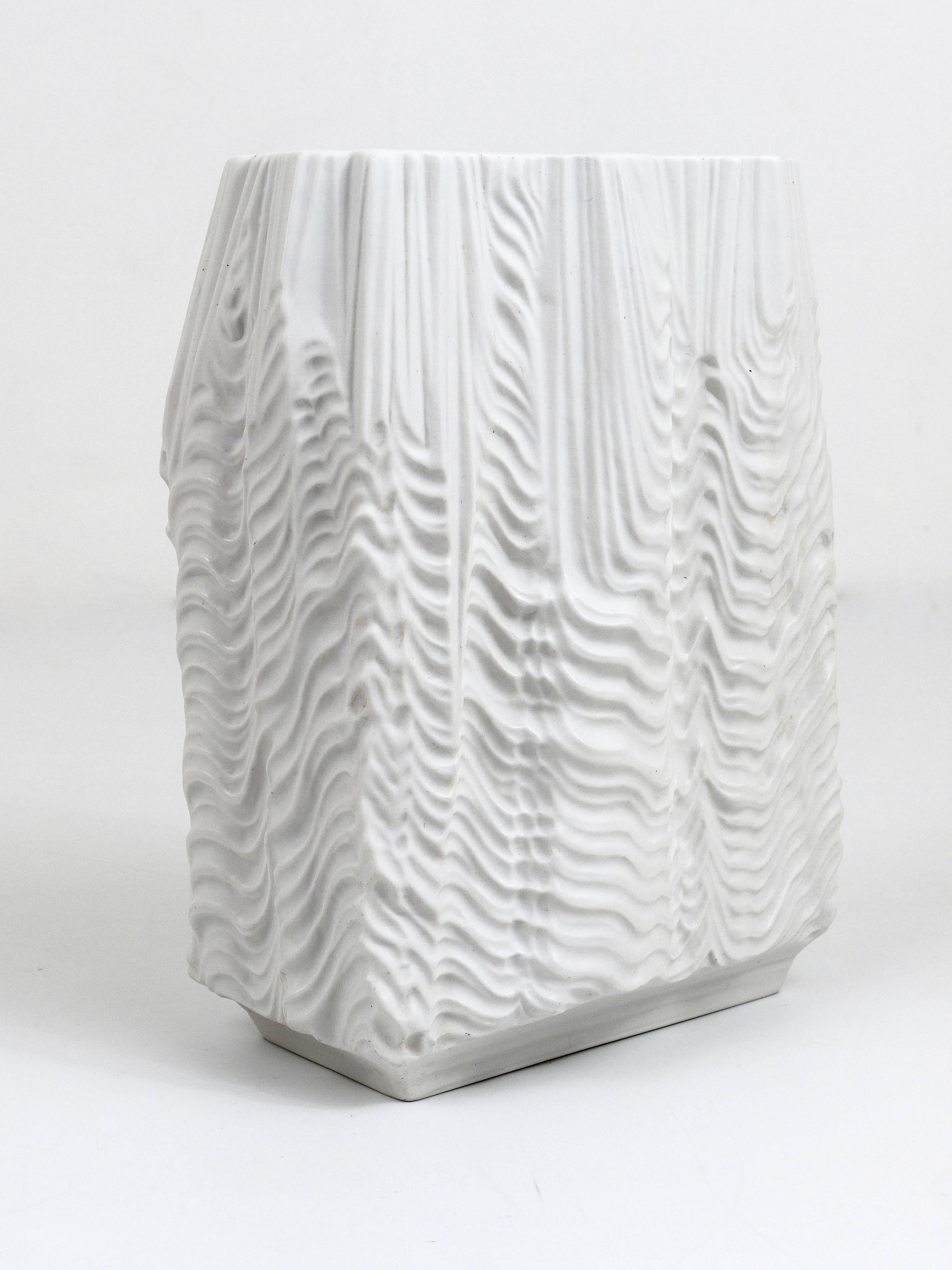 Large Martin Freyer White Porcelain Vase, Rosenthal Studio Linie, Germany, 1960 2