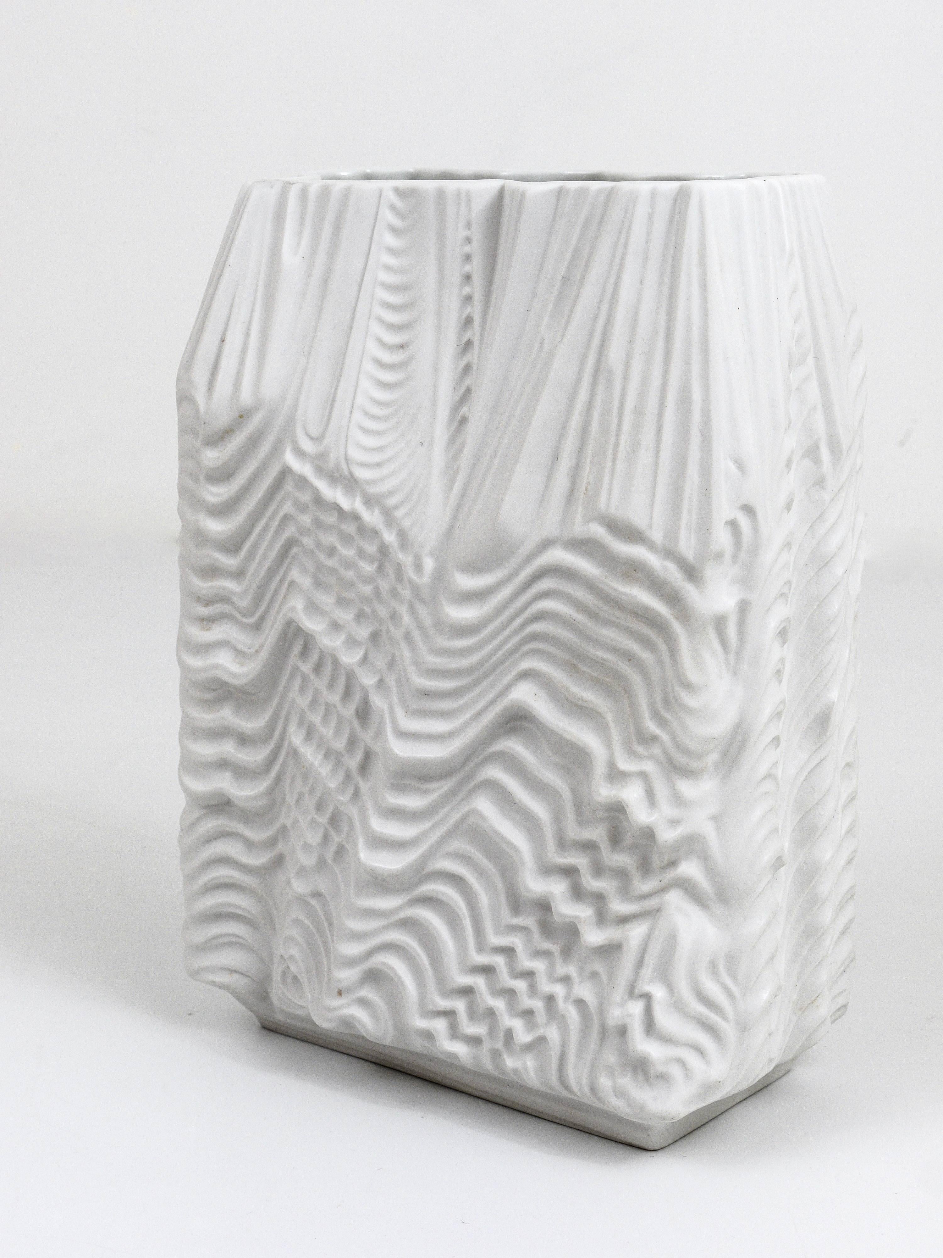 Large Martin Freyer White Porcelain Vase, Rosenthal Studio Linie, Germany, 1960 4