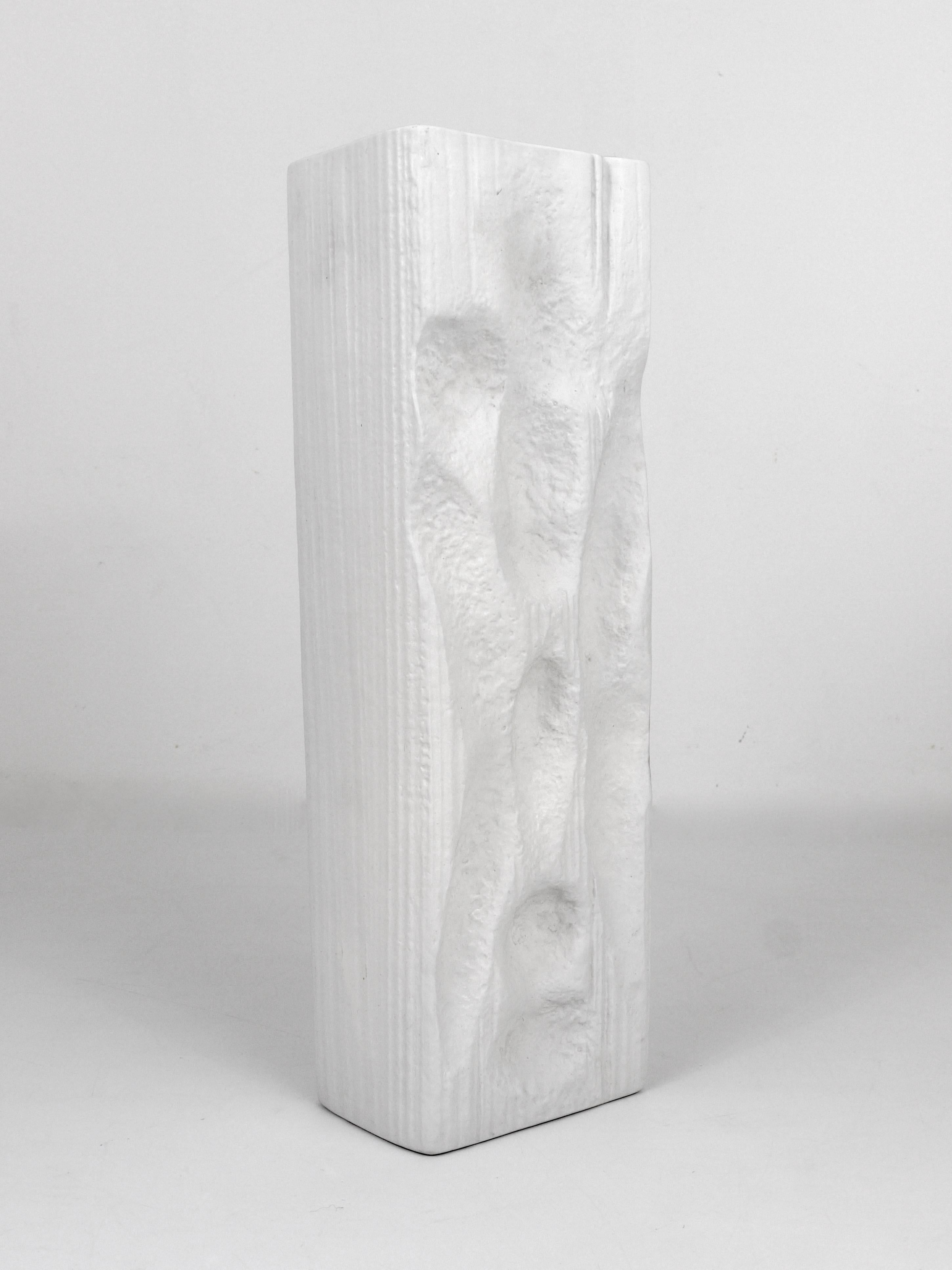 Mid-Century Modern Grand vase en porcelaine Op Art en relief blanc, Martin Freyer, Rosenthal, Allemagne, années 1960 en vente