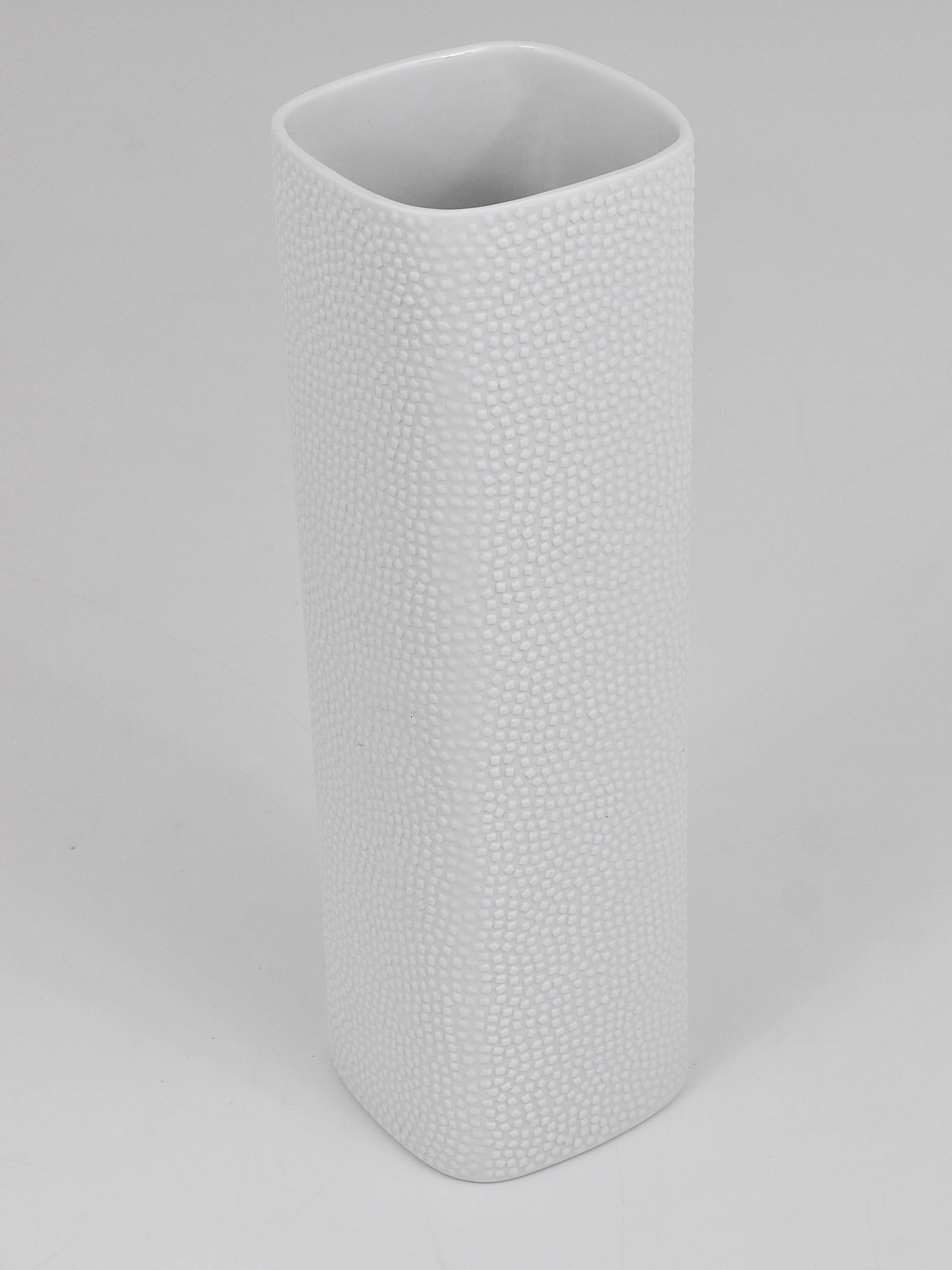 Mid-Century Modern Beautiful White Porcelain Op Art Vase by Rosenthal Studio-Linie, Germany, 1960s
