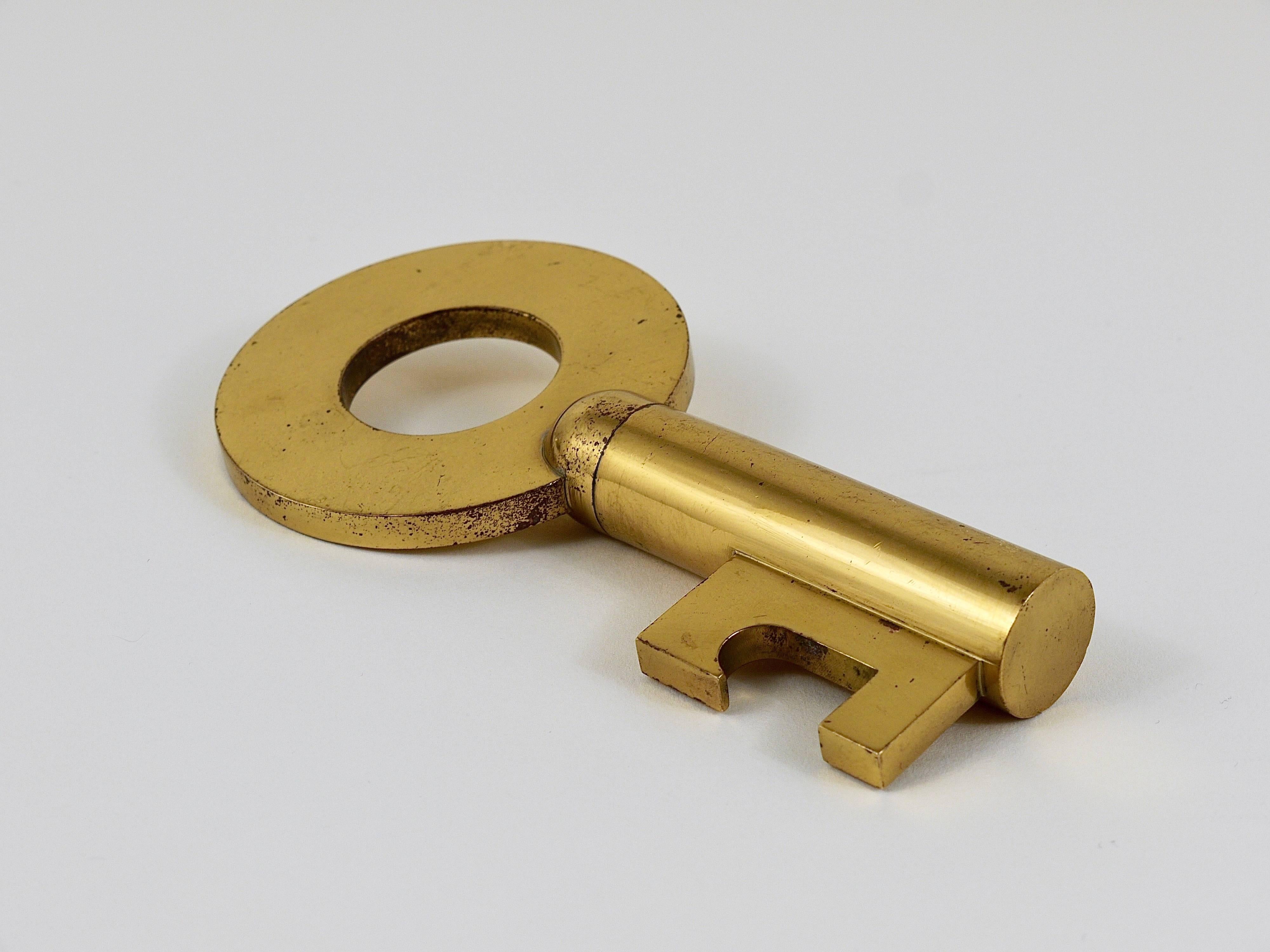 Carl Auböck Large Brass Key Cork Screw, Bottle Opener, Rare Model, Austria 3