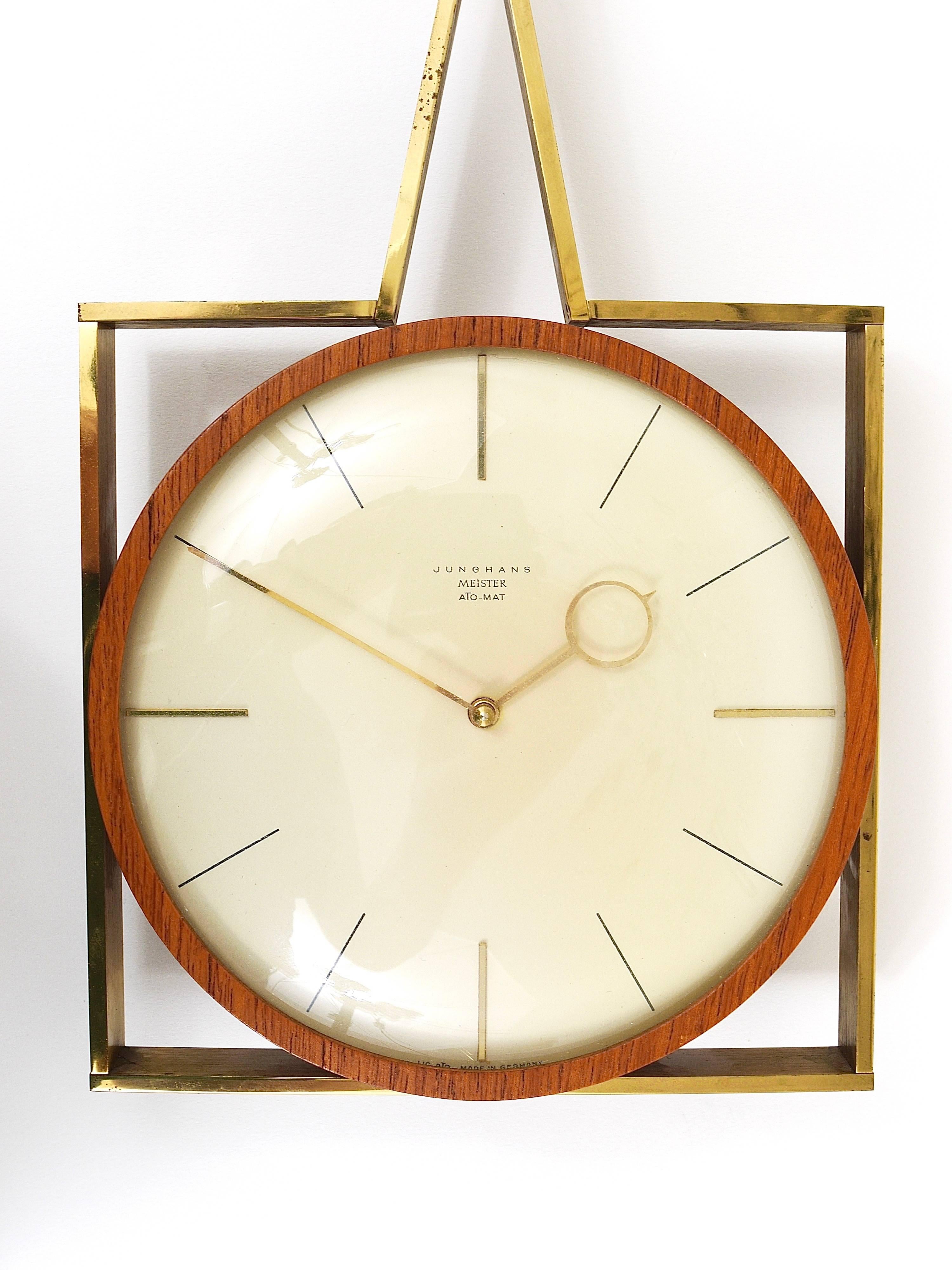 Elegant Mid-Century Junghans Meister Ato-Mat Teak and Brass Wall Clock, Germany In Excellent Condition In Vienna, AT