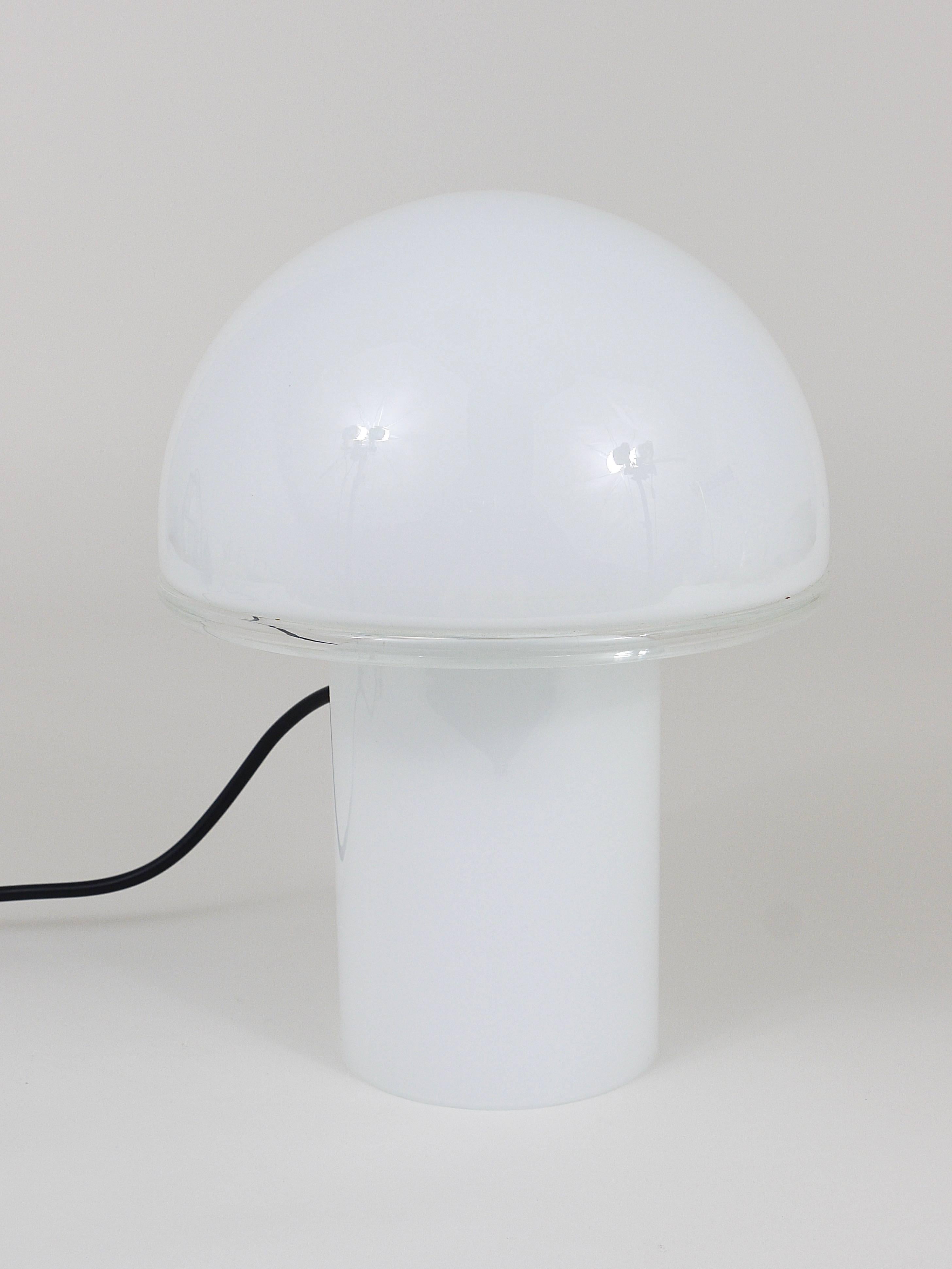Mid-Century Modern Two White Artemide Onfale Mushroom Murano Glass Table Lamps, Luciano Vistosi