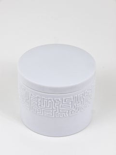 Cuno Fischer Rosenthal Studio-Linie Ciotola Op Art a rilievo bianco con coperchio, anni '60