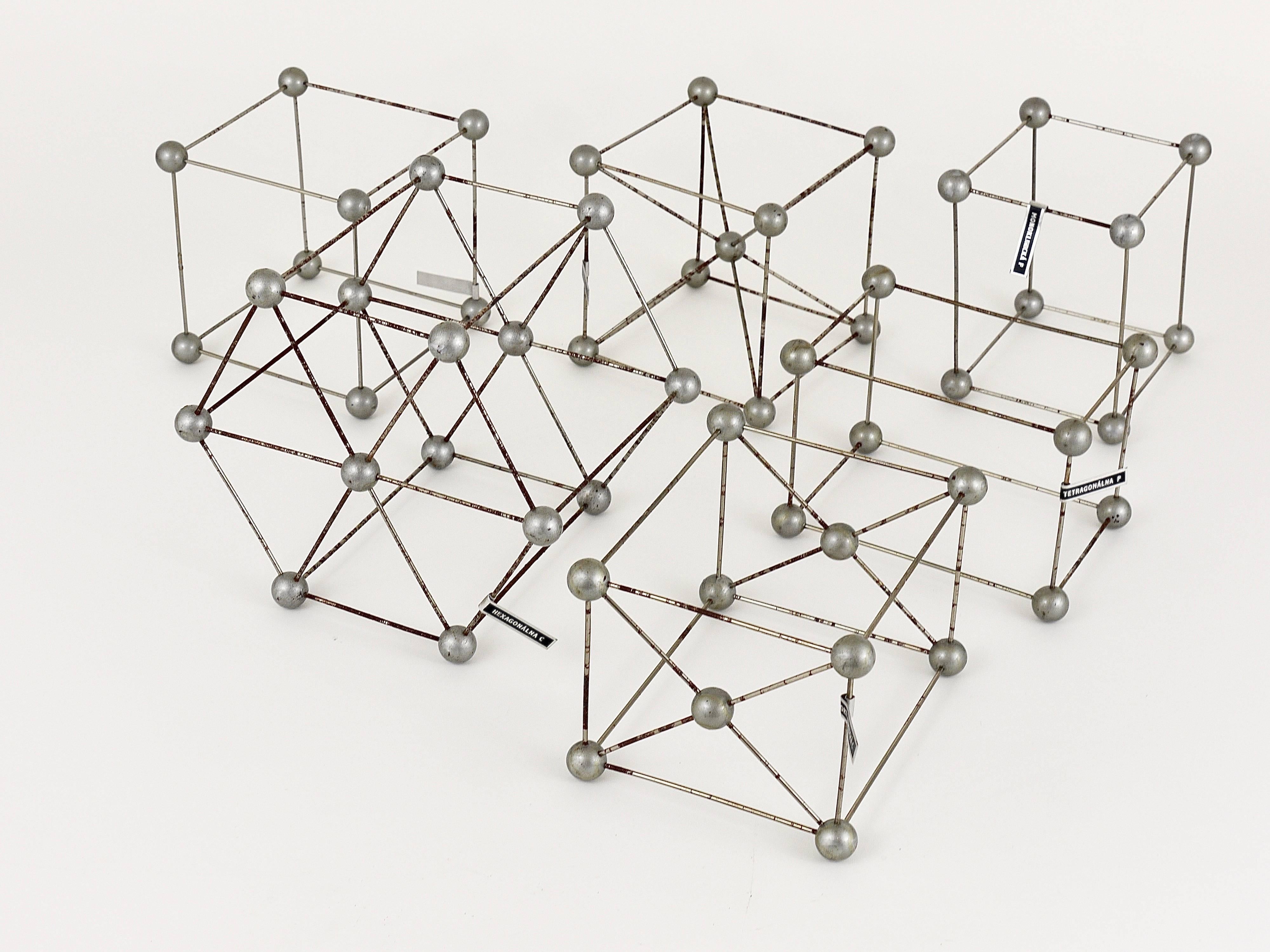 Set of Six Different Scientific Crystal Molecular Models from the 1950s In Good Condition In Vienna, AT