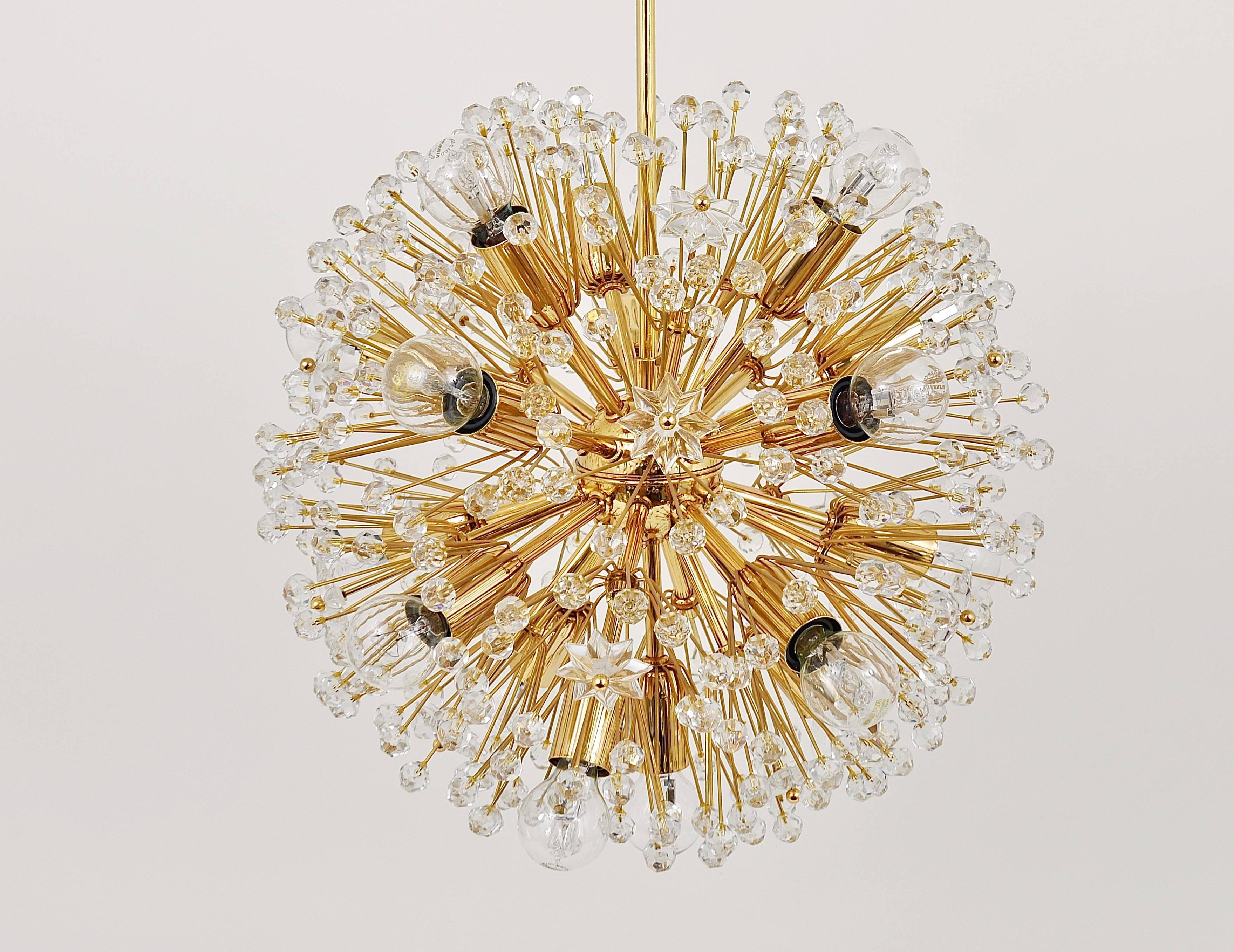 Gold-Plated Brass Blow Ball Sputnik Chandelier, Emil Stejnar Attributed, 1970 In Excellent Condition In Vienna, AT