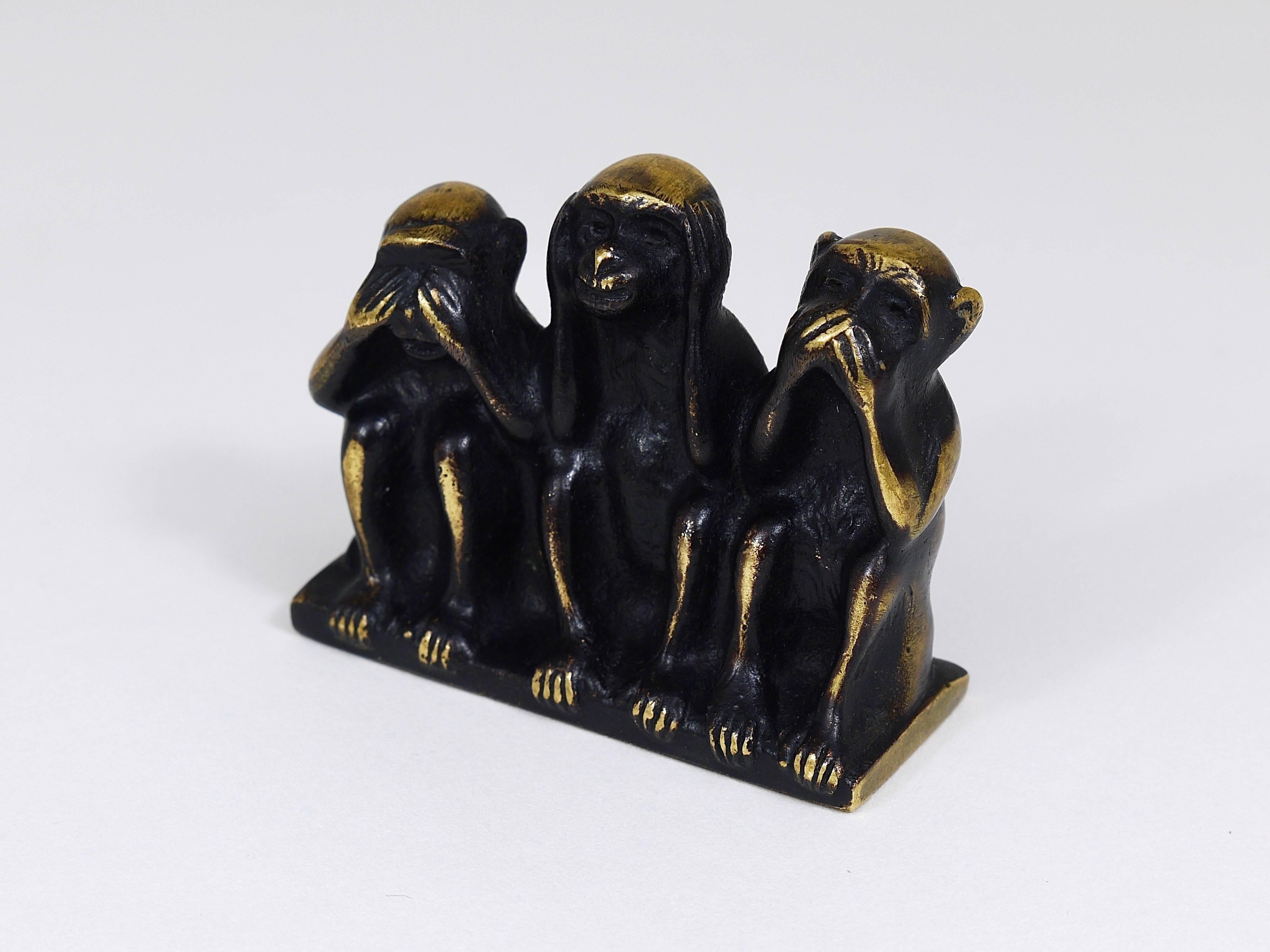 three wise monkeys figurines