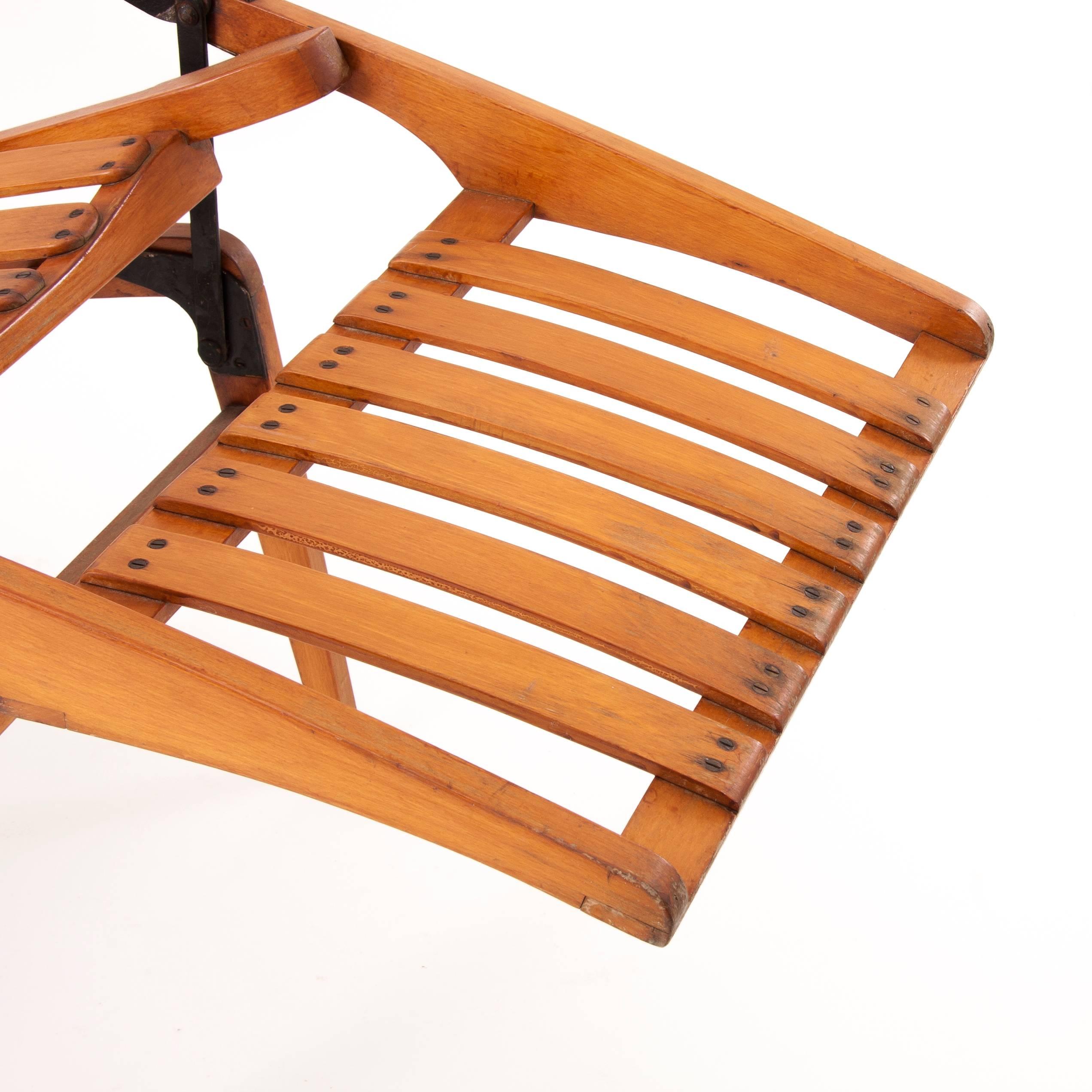 Thonet Siesta Medizinal Bentwood Lounge Chair:: Hans & Wassili Luckhardt:: 1930er Jahre 2
