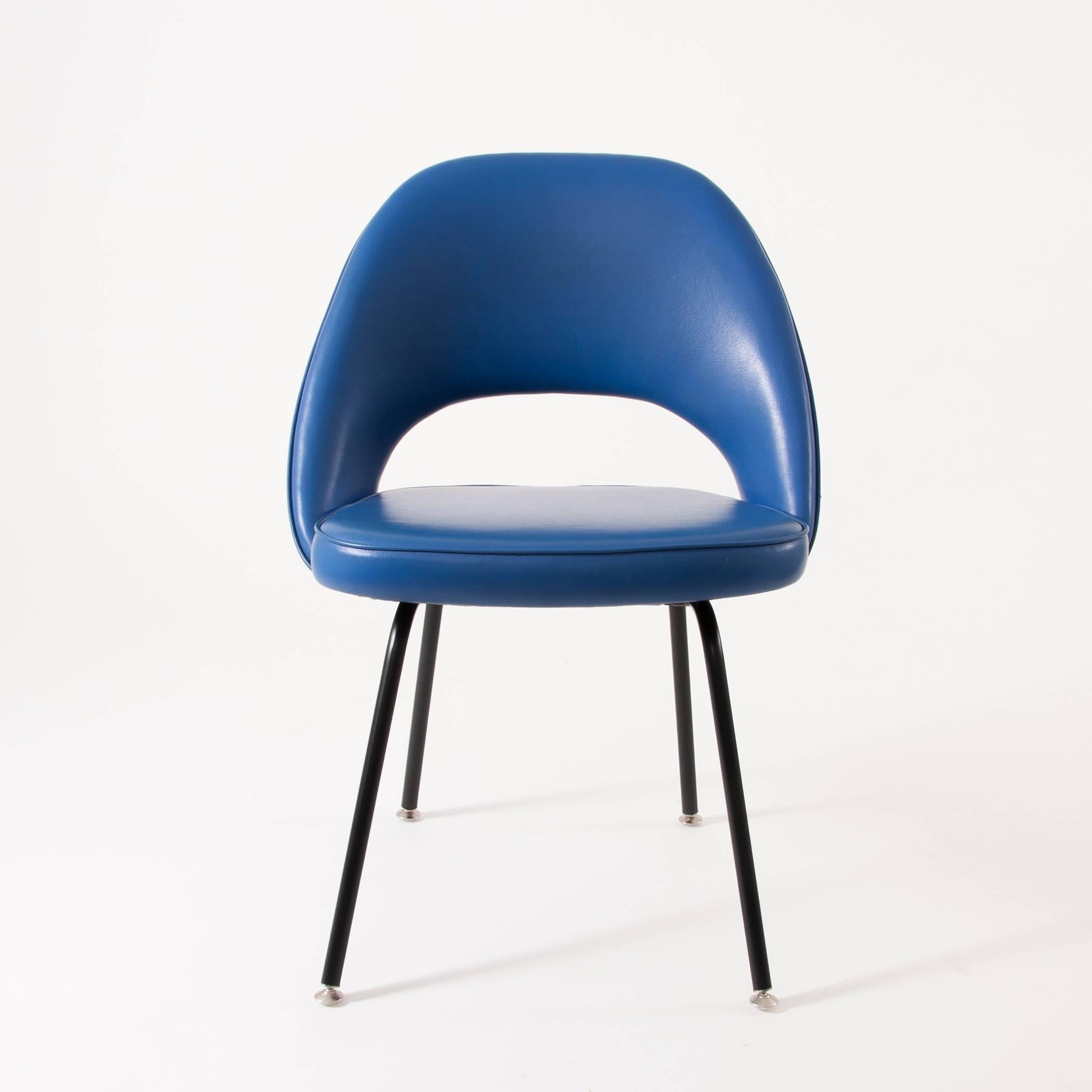 Up to eight identical Armless Executive chairs from the early 1960s, designed by Eero Saarinen, executed by Knoll International. All chairs are in excellent condition and carefully restored. The inner foam has been replaced, but we kept the original