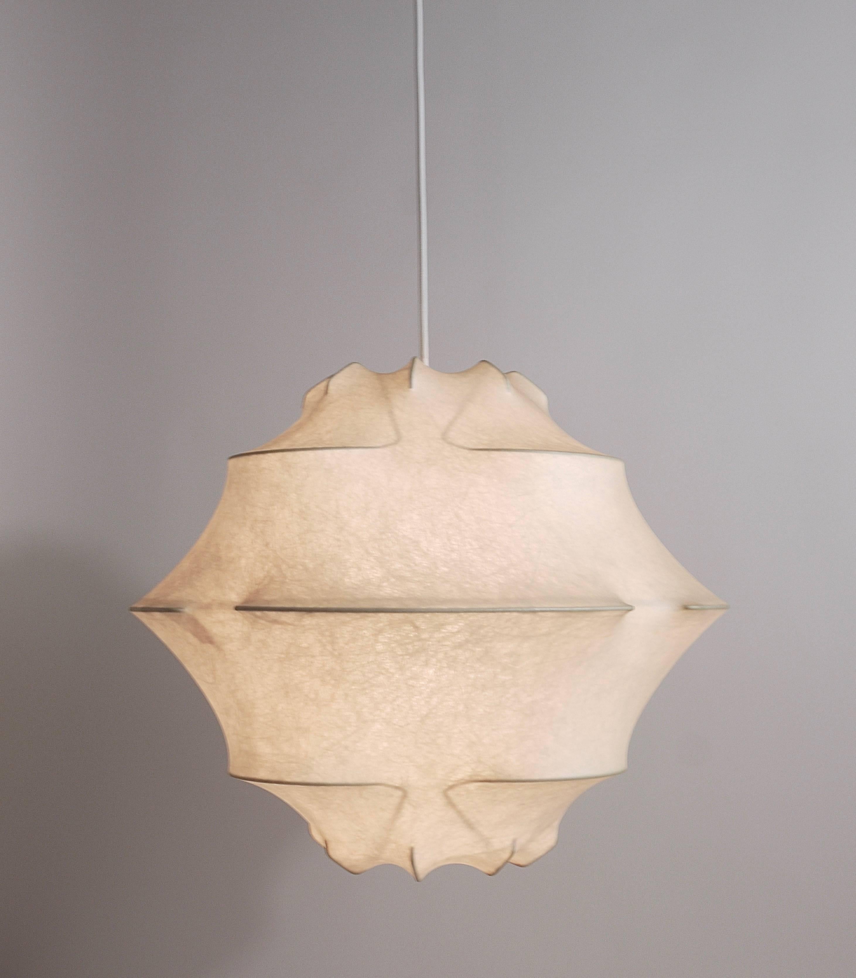 Mid-Century Modern Achille & Pier Giacomo Castiglioni Lampe pendante Cocoon:: Flos:: Italie:: années 1960
