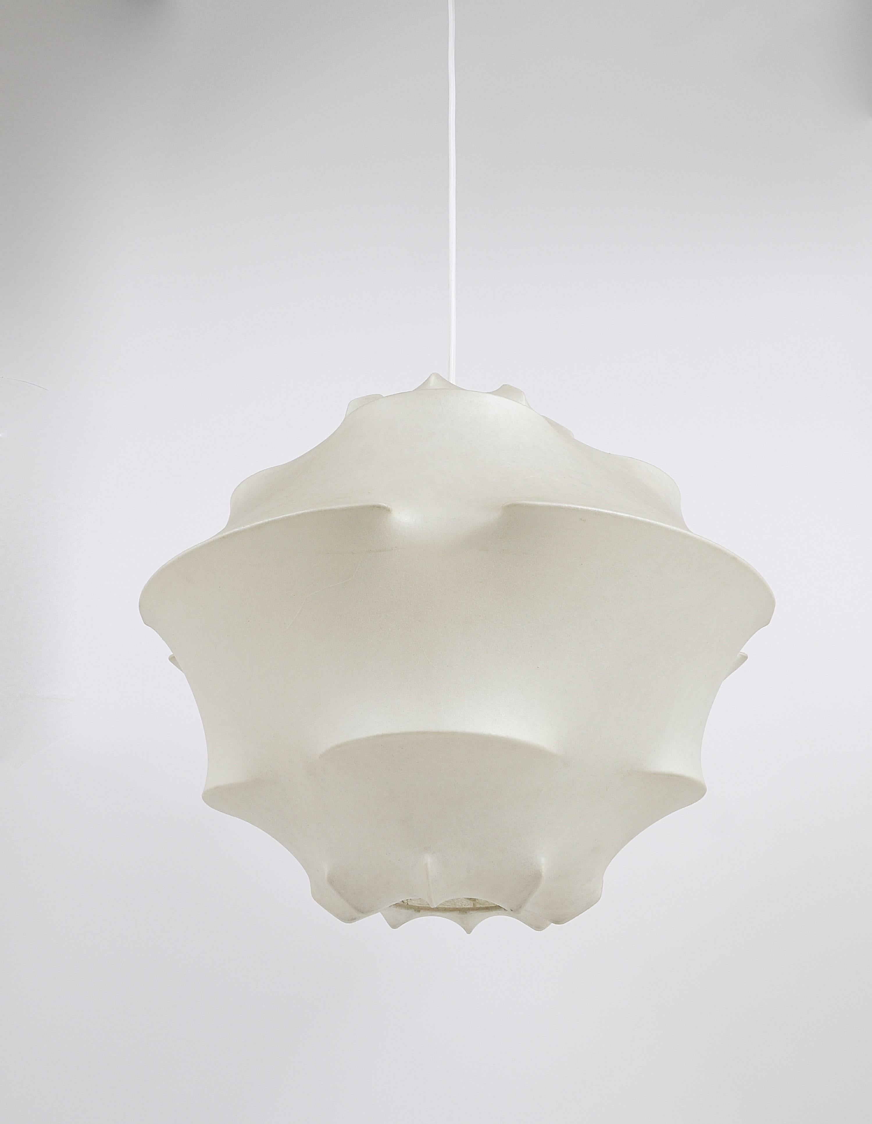 Achille & Pier Giacomo Castiglioni Lampe pendante Cocoon:: Flos:: Italie:: années 1960 Excellent état à Vienna, AT