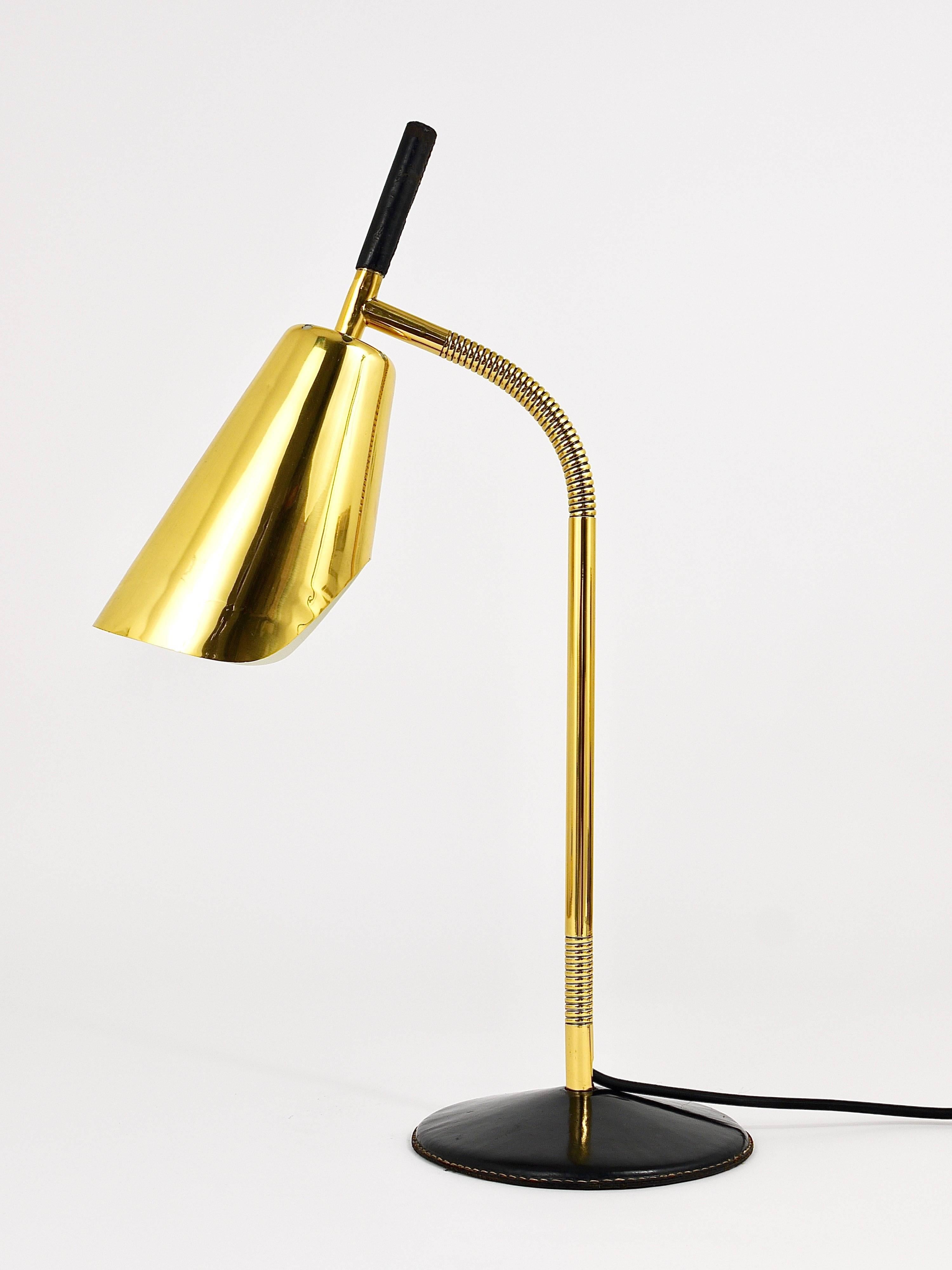 Seltene Carl Aubock Mid-Century-Tischlampe, Schreibtischlampe, Messing, Leder, Österreich (Moderne der Mitte des Jahrhunderts)