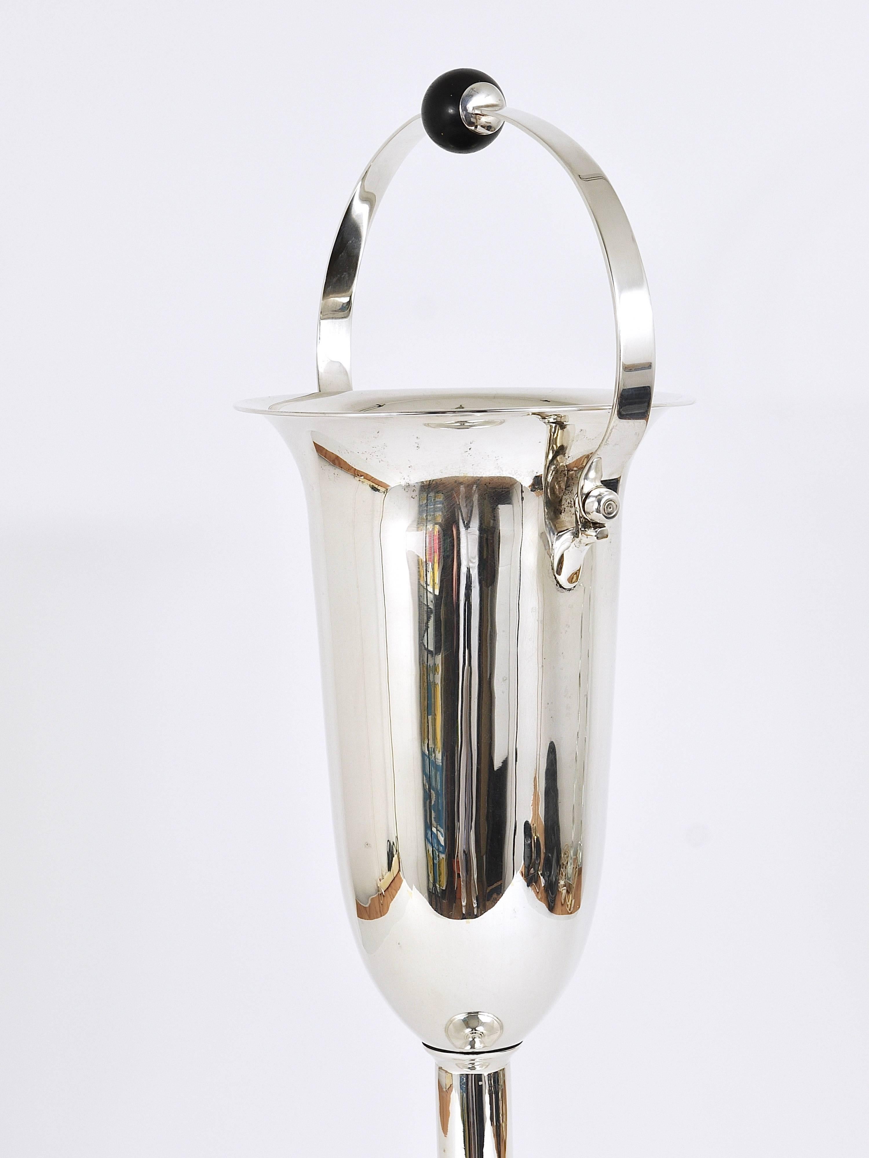 Silvered French Art Deco Floor Standing Wine orChampagne Cooler Ice Bucket, Silver, 1930s