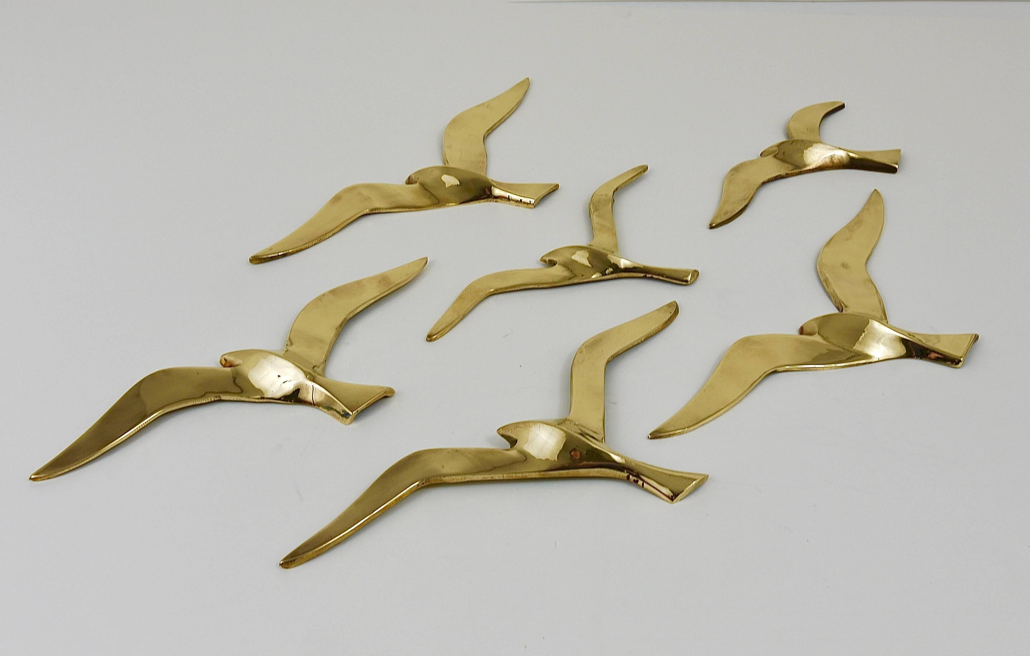 Six Wall-Mounted Midcentury Seagull Bird Brass Sculptures, Austria, 1950s 3