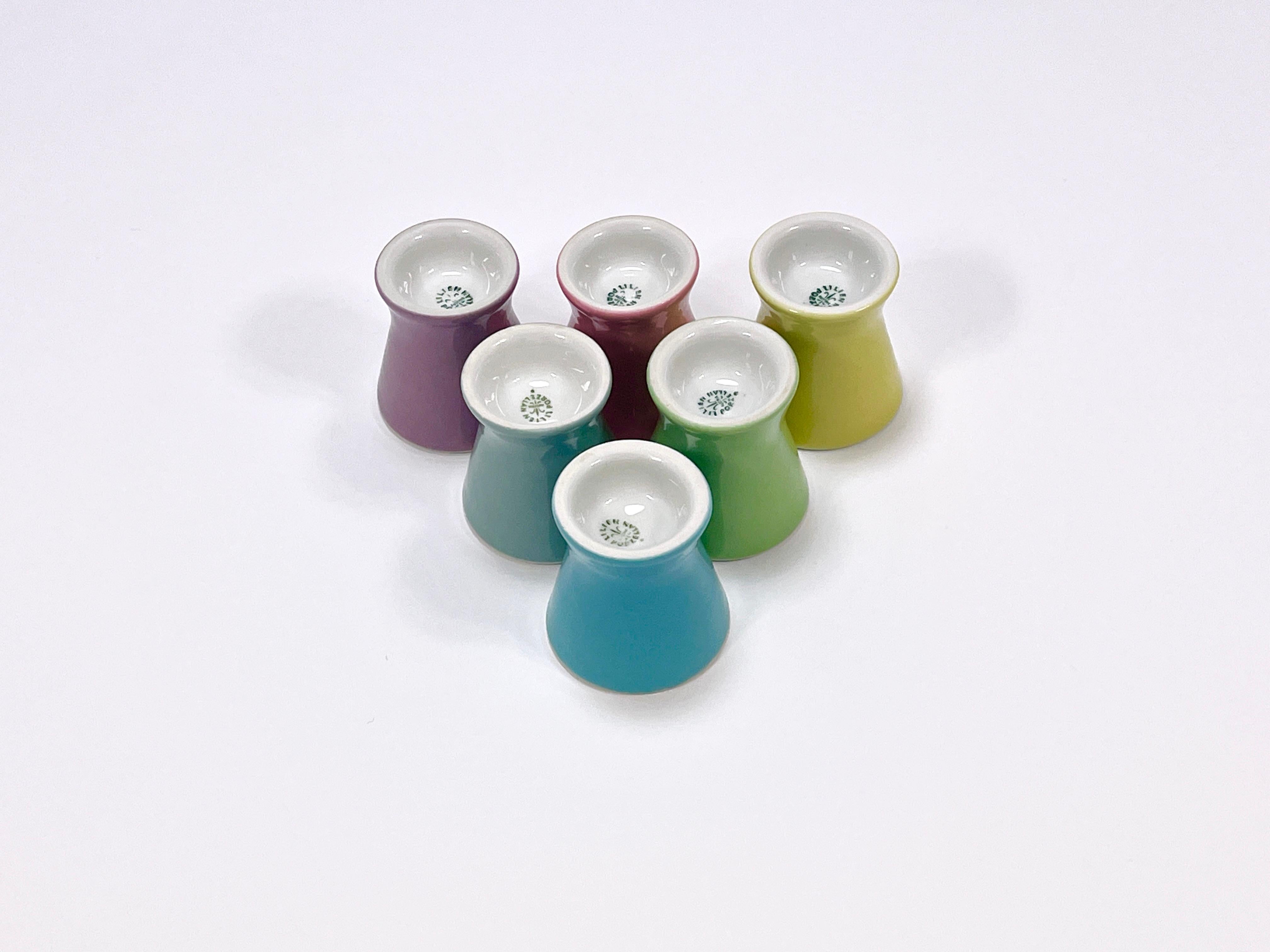 6 Hueveras de porcelana con margaritas en colores pastel de mediados de siglo, Lilien, Austria, años 50 en venta 6