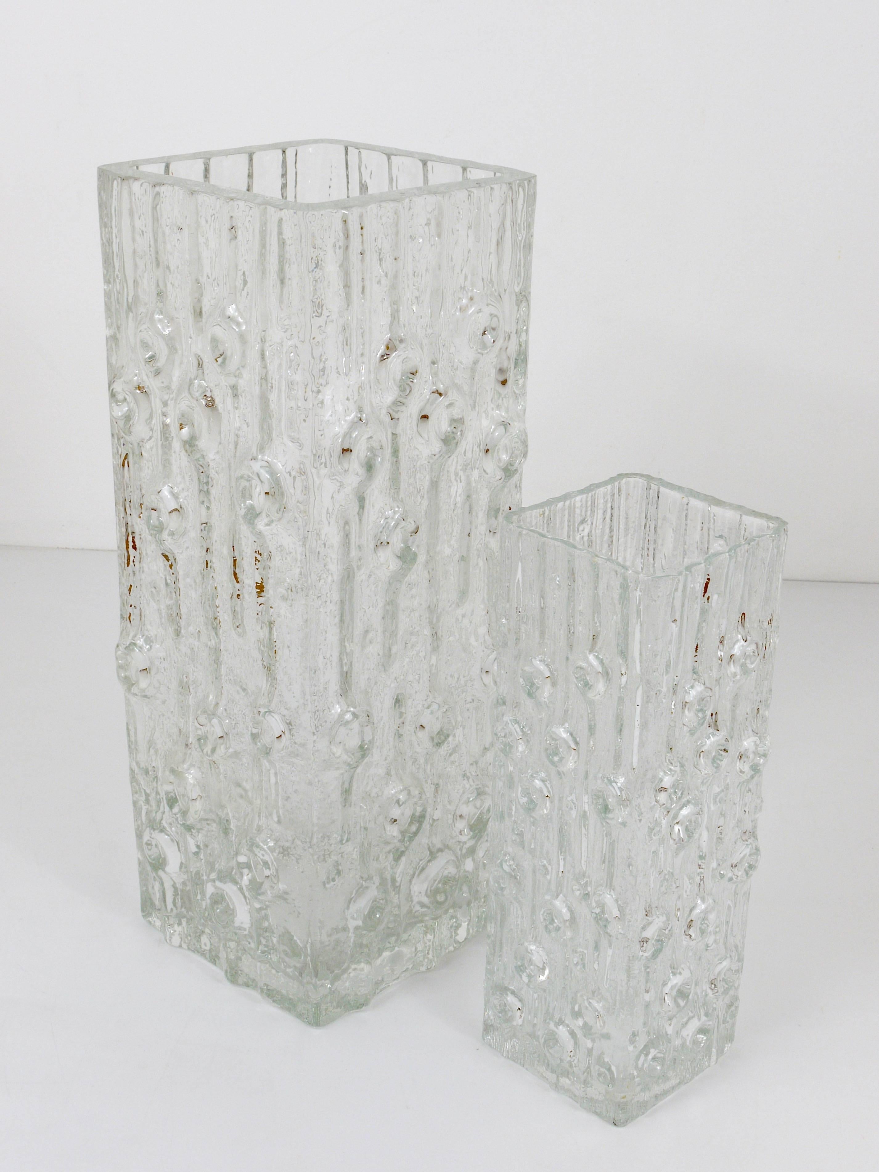 Peill & Putzler Op Art Square Modernist Ice Glass Vase, Germany, 1970s For Sale 1