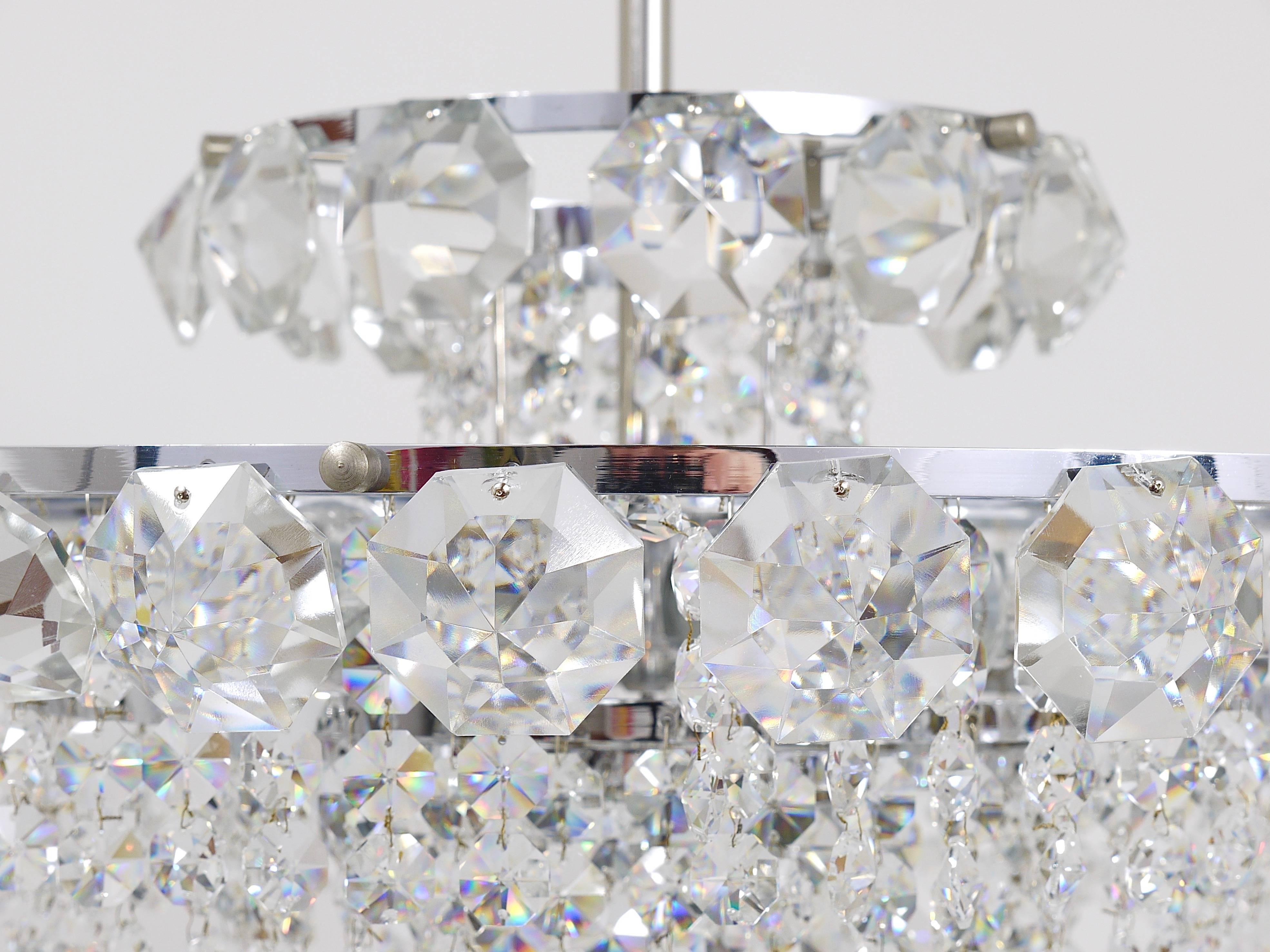 Bakalowits Vienna Diamond Crystal Faceted Glass Chandelier, Austria, 1950s For Sale 1