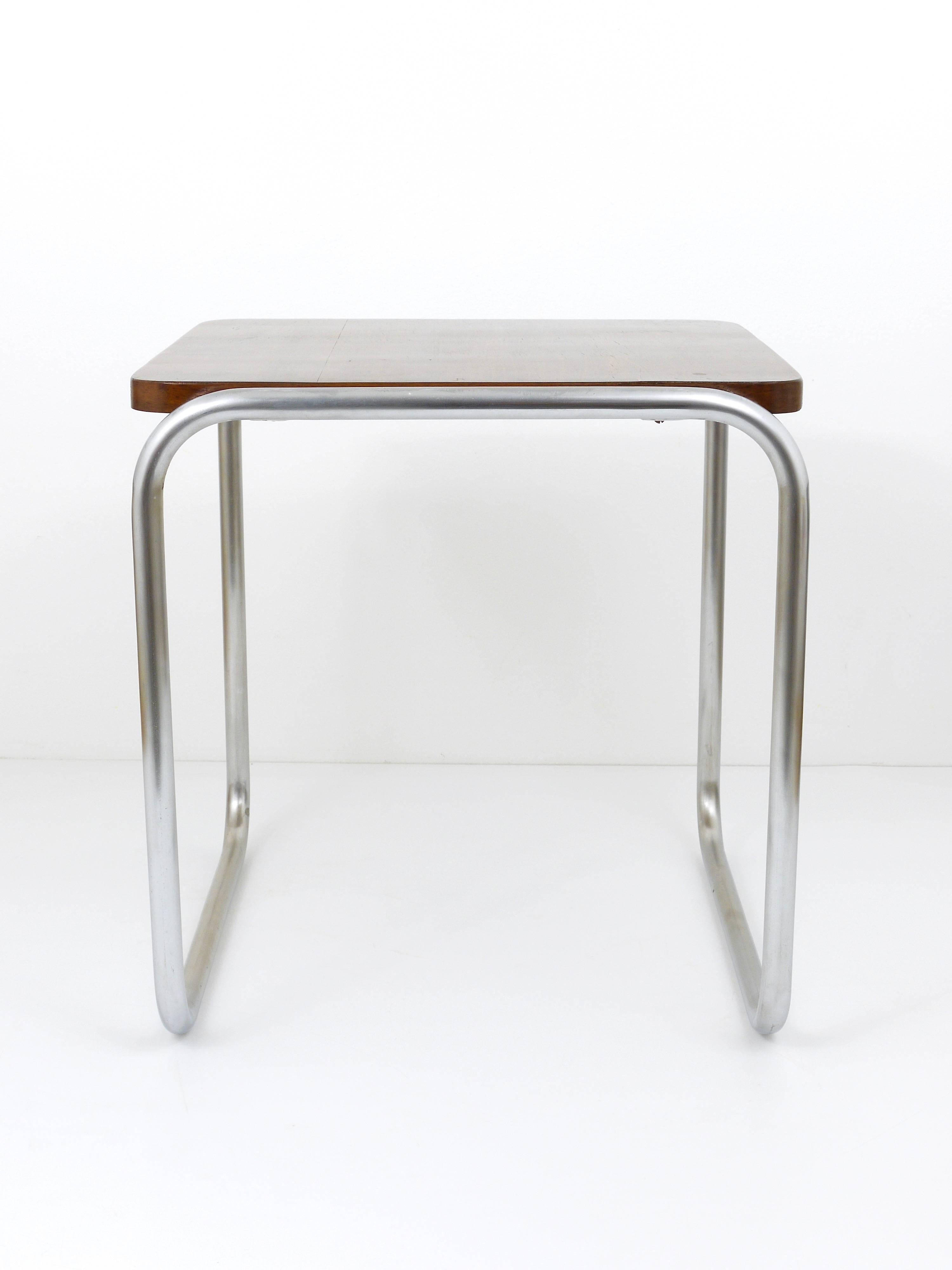 Mid-20th Century German Bauhaus Tubular Steel Side Table or Stool, 1930s