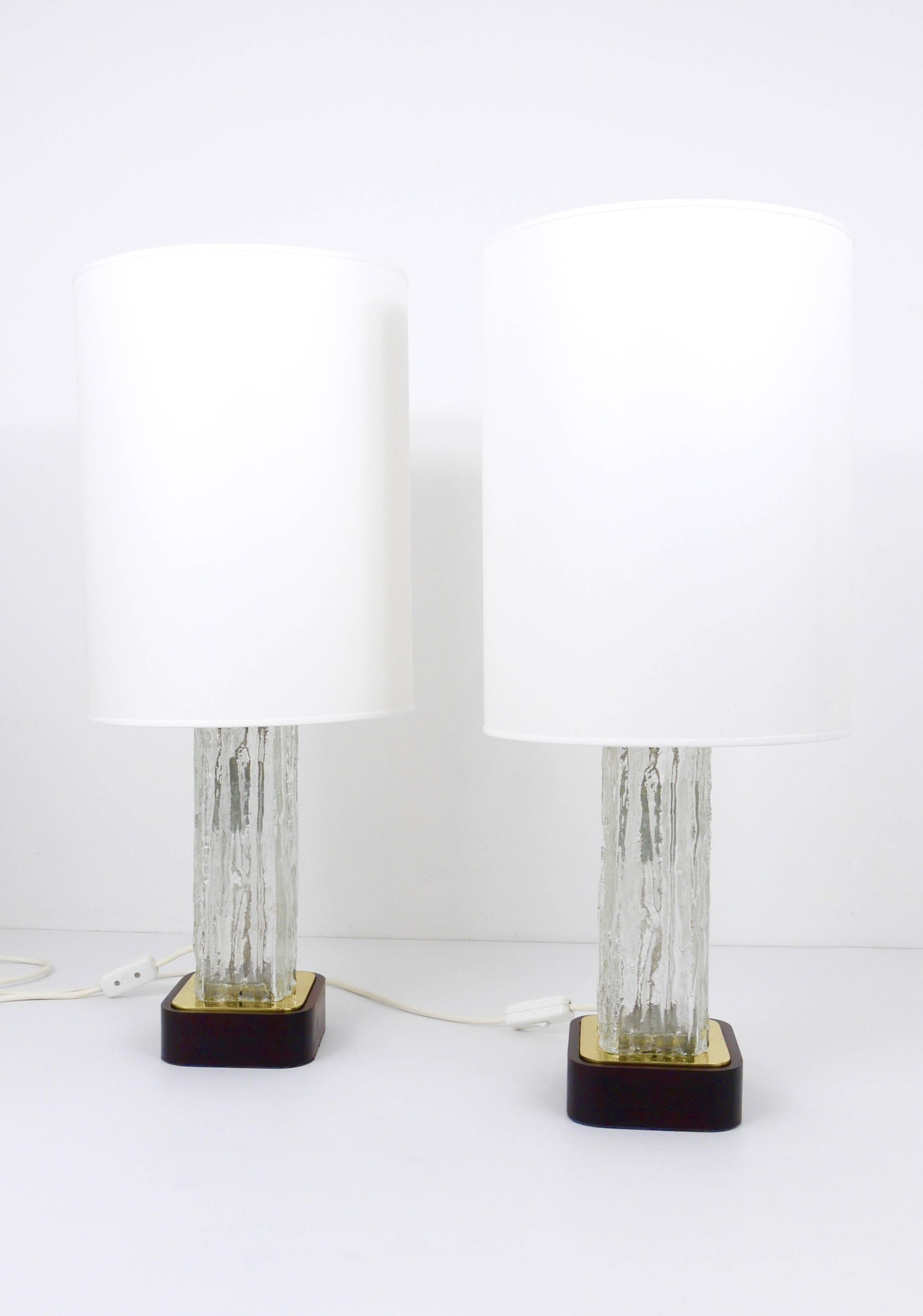 Austrian Pair Large J.T. Kalmar Ice Glass Table Lamps „Frankenberg