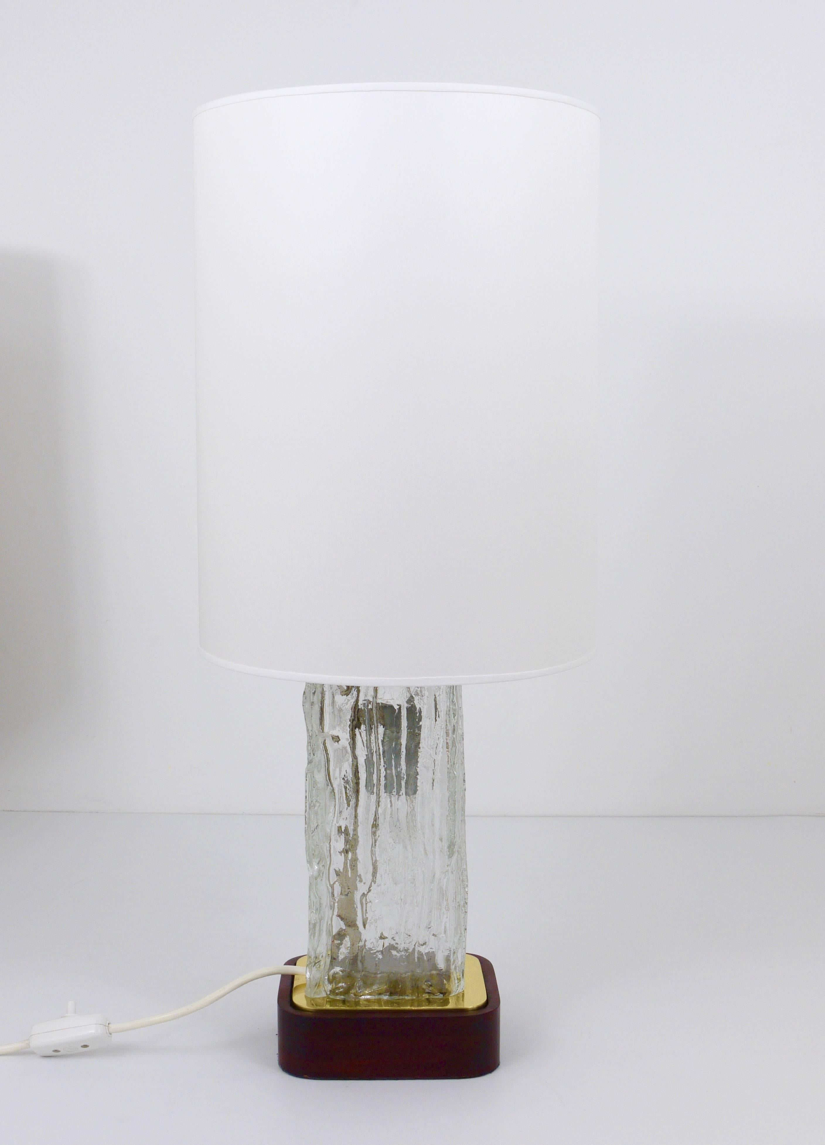 Paire de grands J.T. Lampe de table en verre Kalmar Ice 