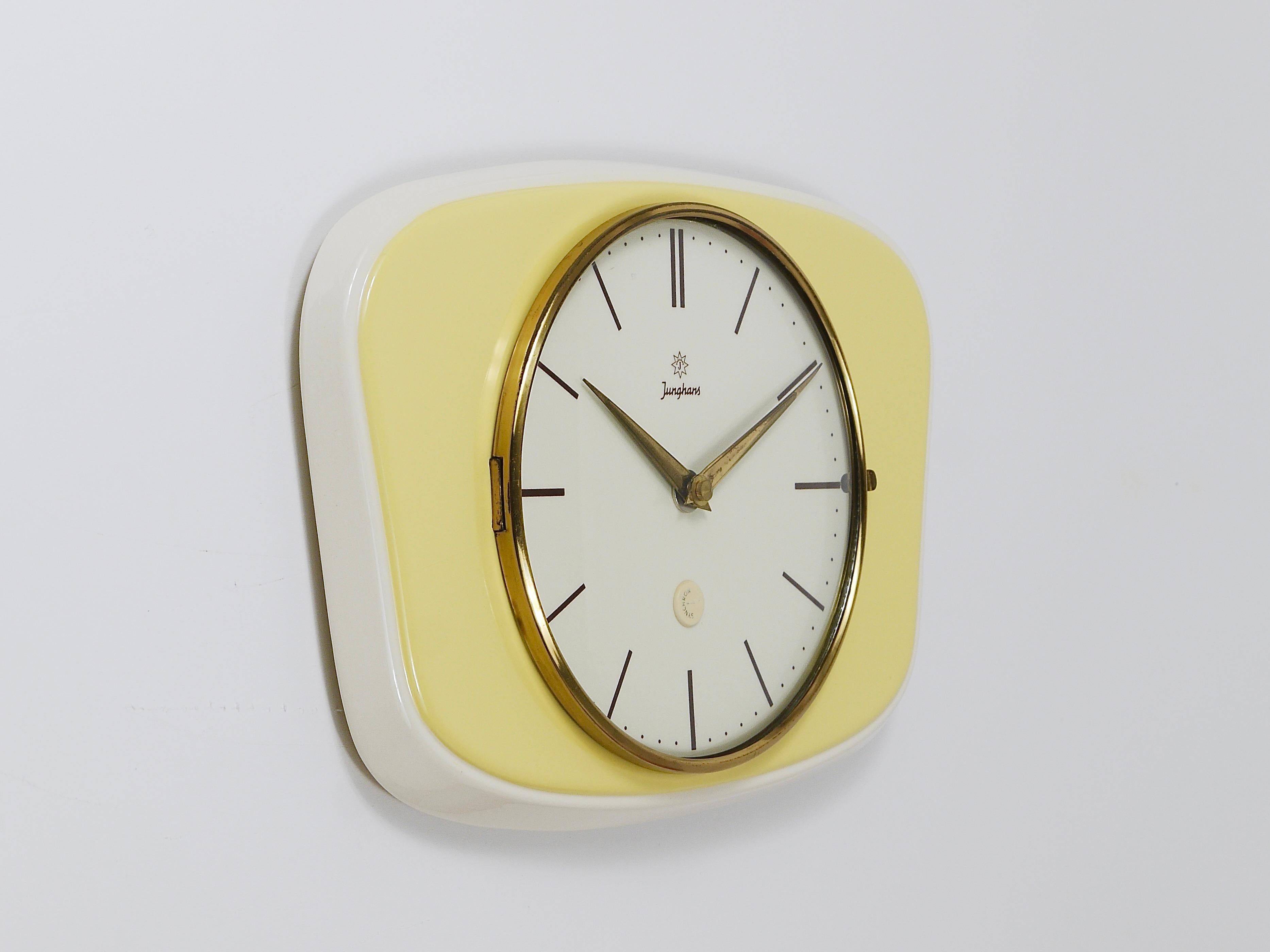 Junghans Pastel Yellow Max Bill Style Midcentury Wall Clock, Germany, 1950s In Good Condition For Sale In Vienna, AT