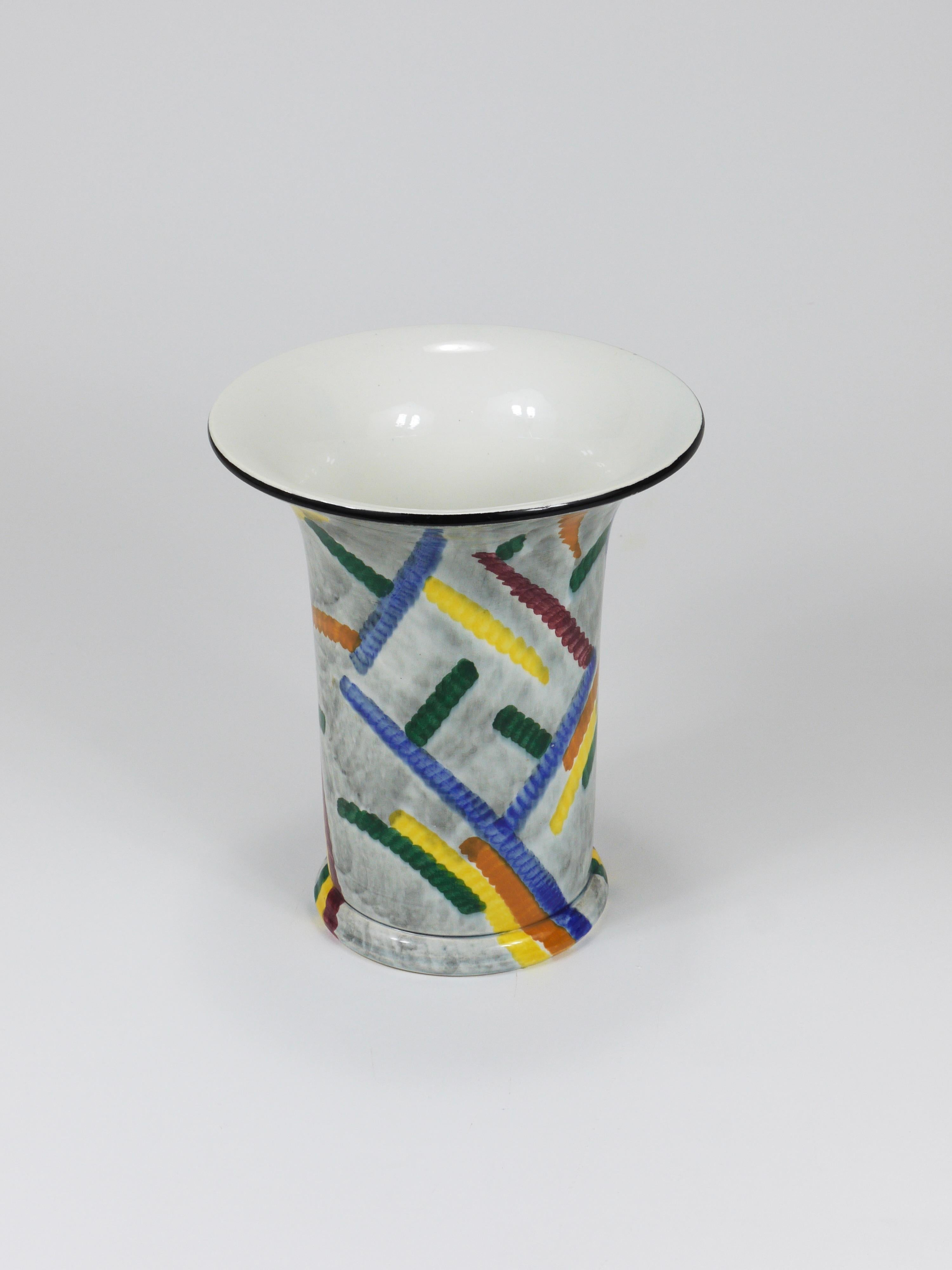 Eva Zeisel Art Deco Bauhaus Pottery Vase, SMF Schramberg, Germany 1920s For Sale 8