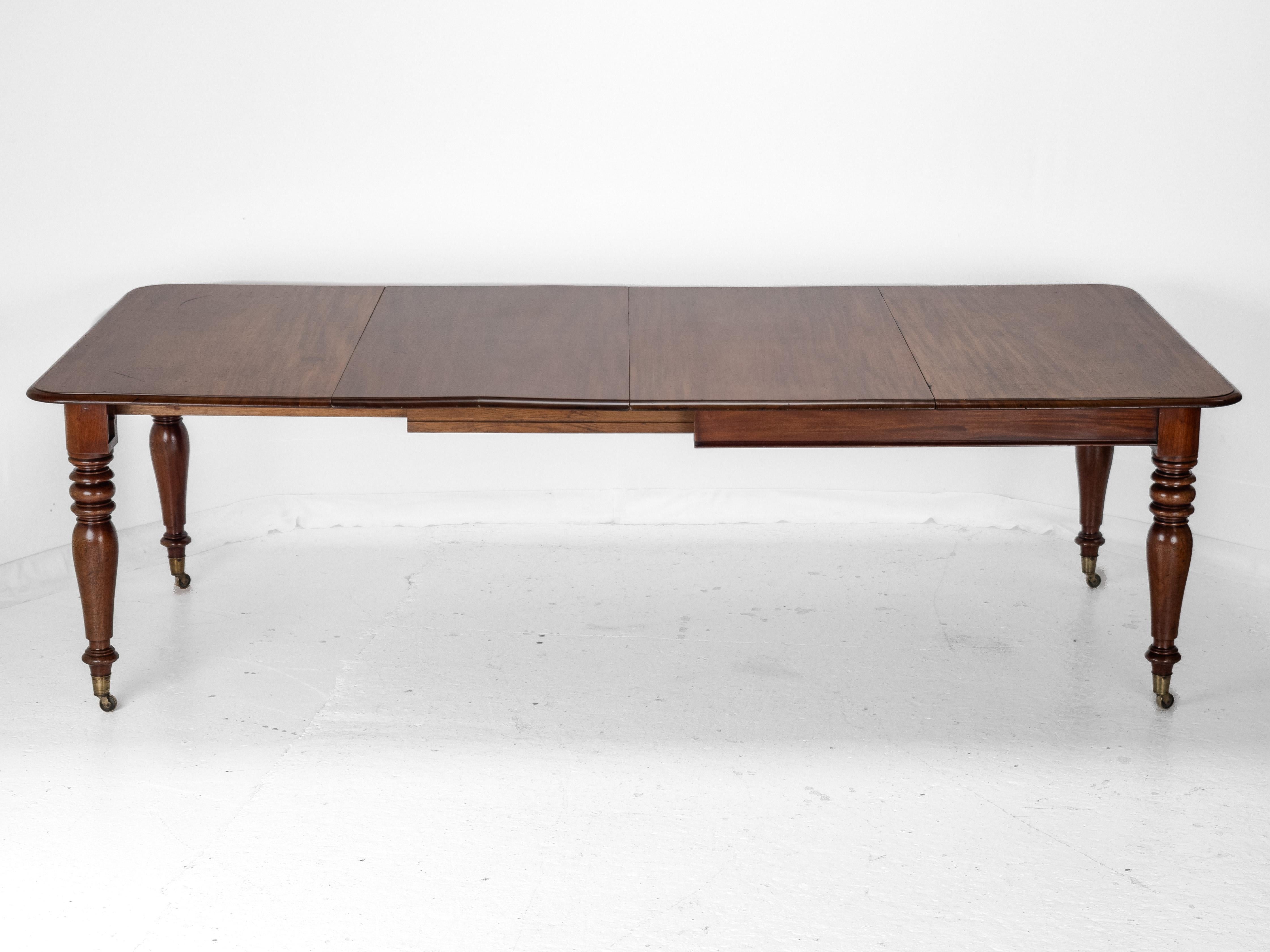 Table de salle à manger à rallonge en acajou du début du 19e siècle c1830 (Géorgien) en vente 5