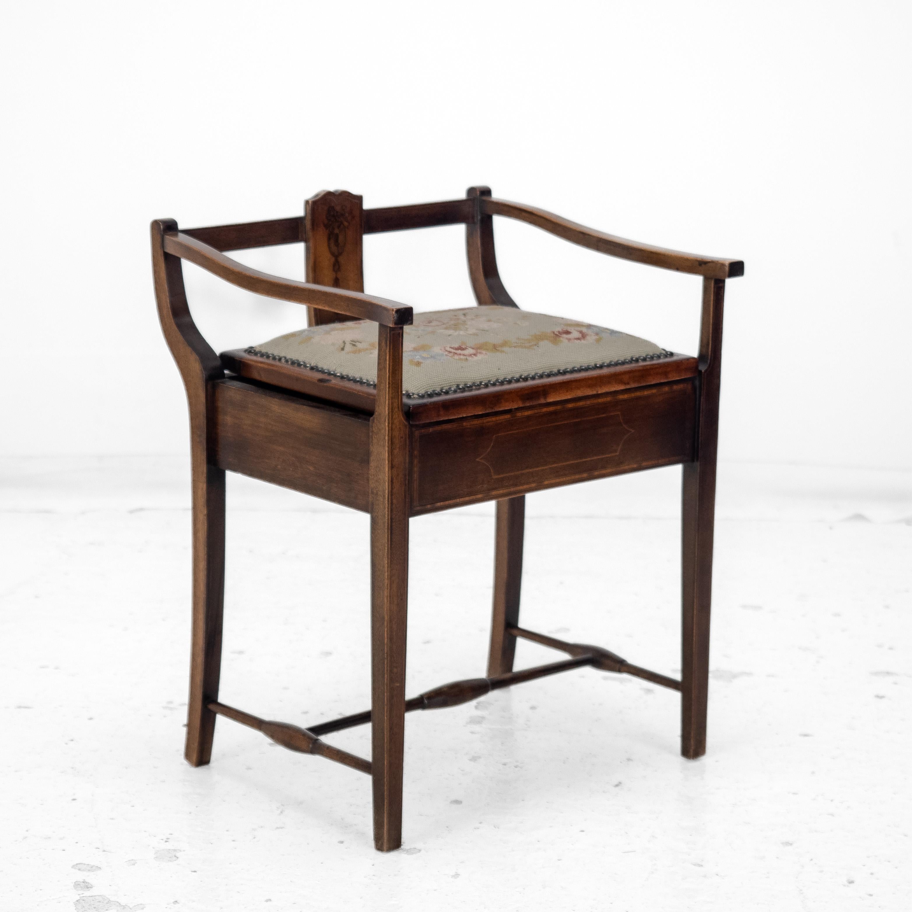 Inlay Mahogany Inlaid Tapestry Seat Piano / Music Storage Stool Edwardian For Sale